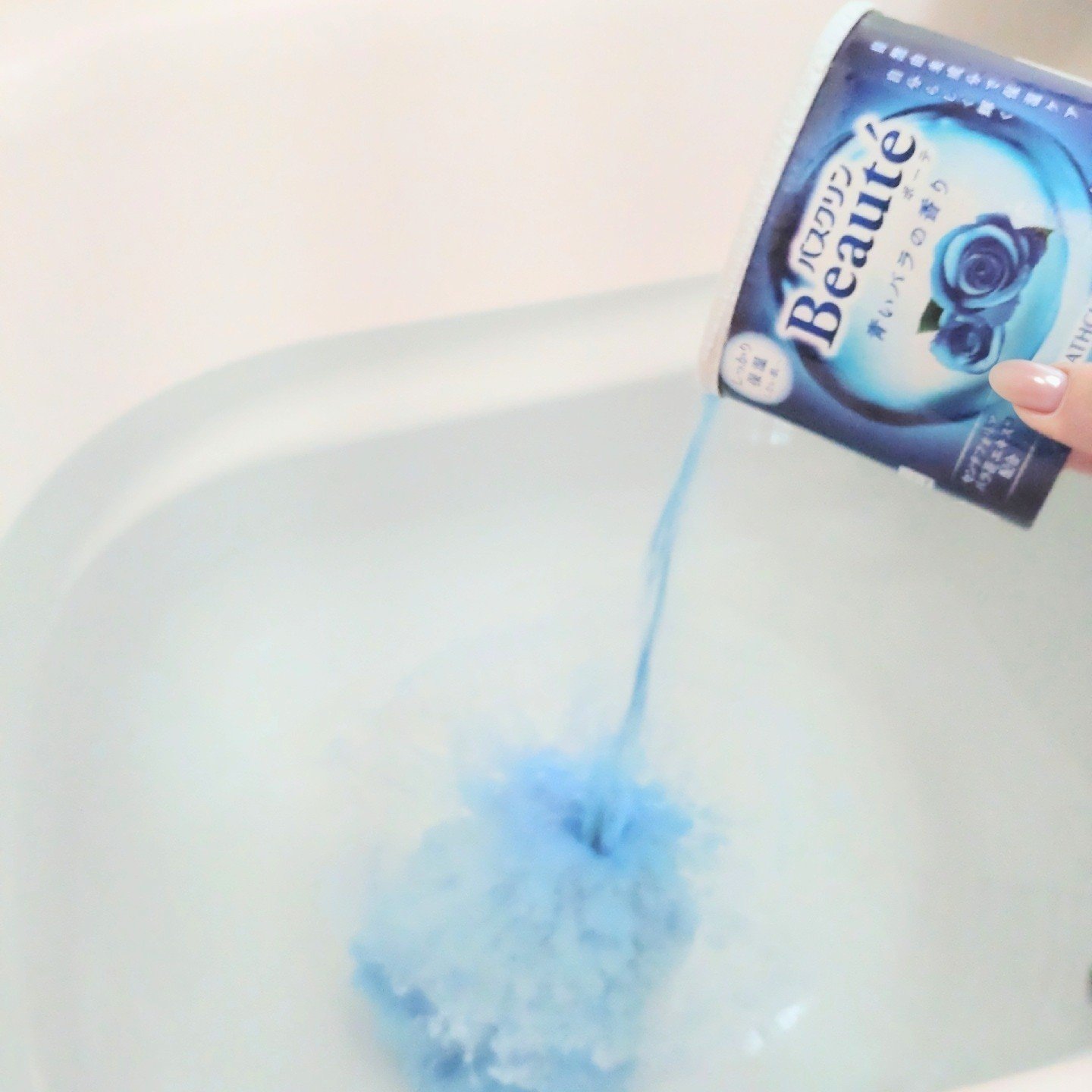 バスクリン ボーテ 青いバラの香り/バスクリン/保湿系入浴剤を使ったクチコミ（2枚目）