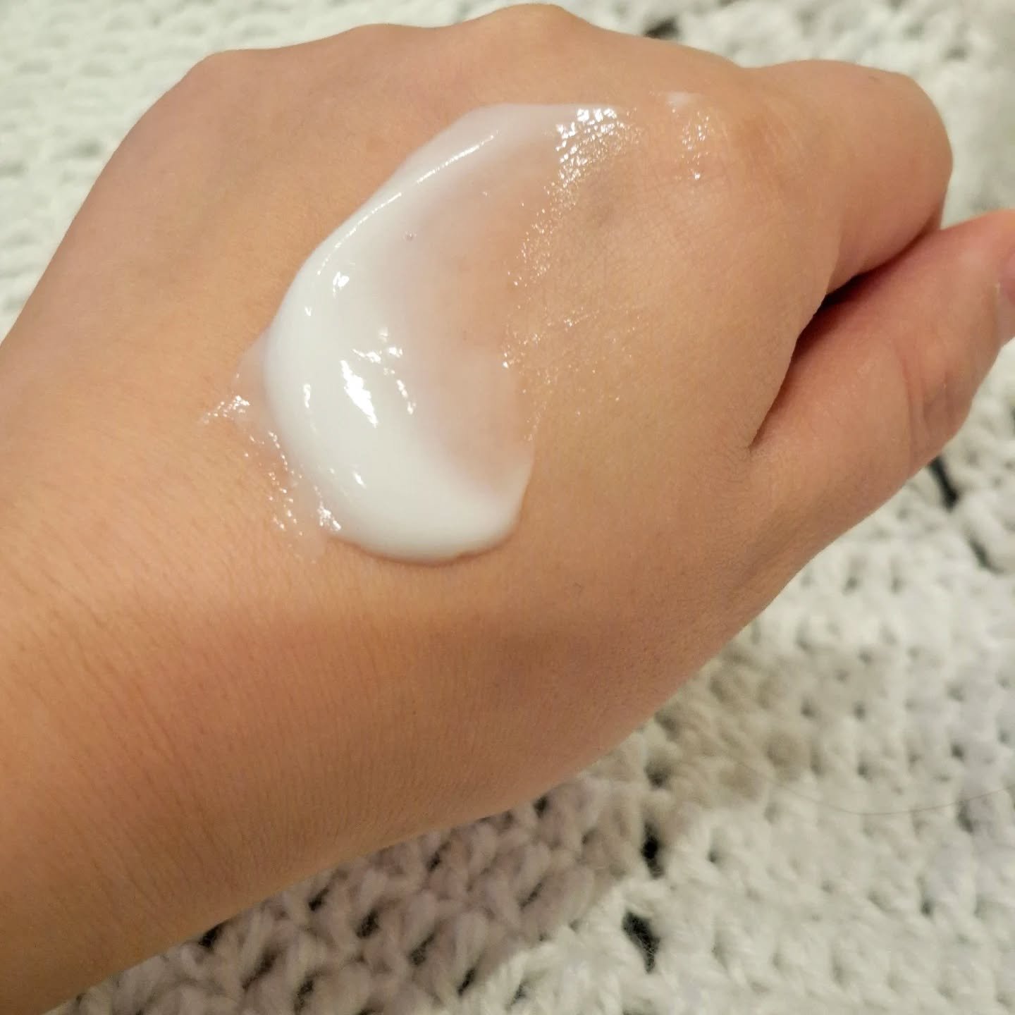 スキンバリア モイスチャライジングクリーム/COSRX/ボディクリームを使ったクチコミ（3枚目）