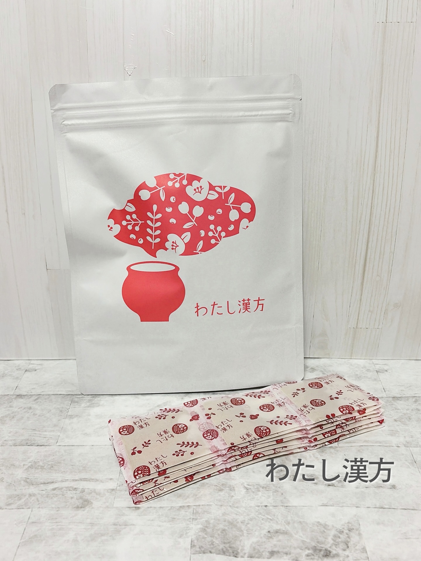 ＊
♡ わたし漢方 ♡

LINEでカウンセリングしてもらい、自分に合った漢方を処方してもらえる✨
私はトライアルプランで柴苓湯を処方してもらいました✊
水滞体質なので改善できたらいいな🥺

簡単なチェックではなくしっかりとした質問がある