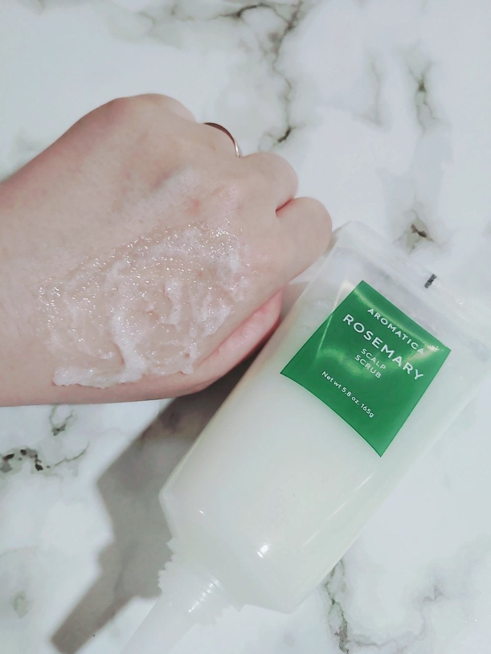 ローズマリー スカルプ スクラブ/AROMATICA/ヘッドスクラブを使ったクチコミ(3枚目)