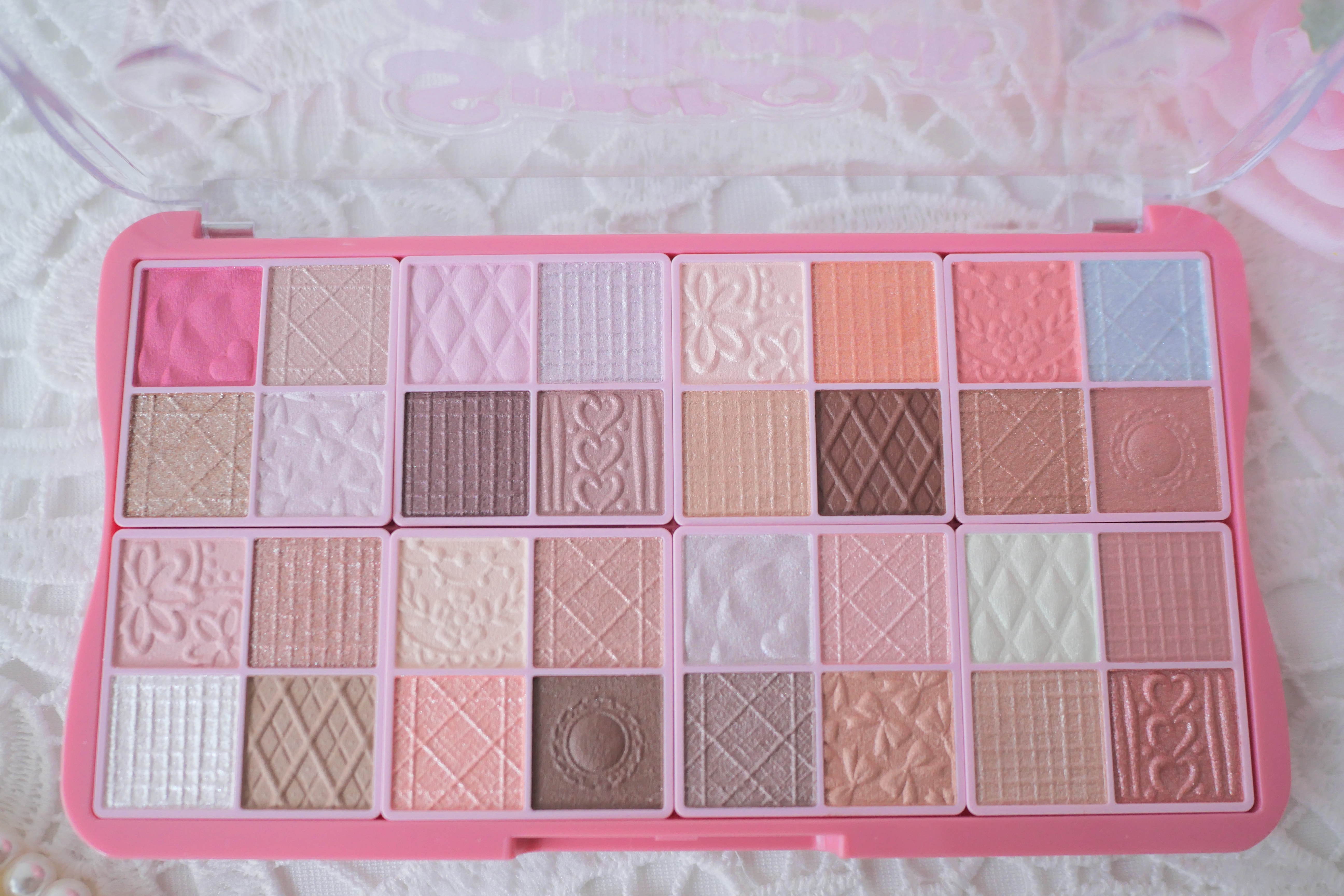 スーパーかわいい！パレット/キャンメイク/アイシャドウを使ったクチコミ（3枚目）