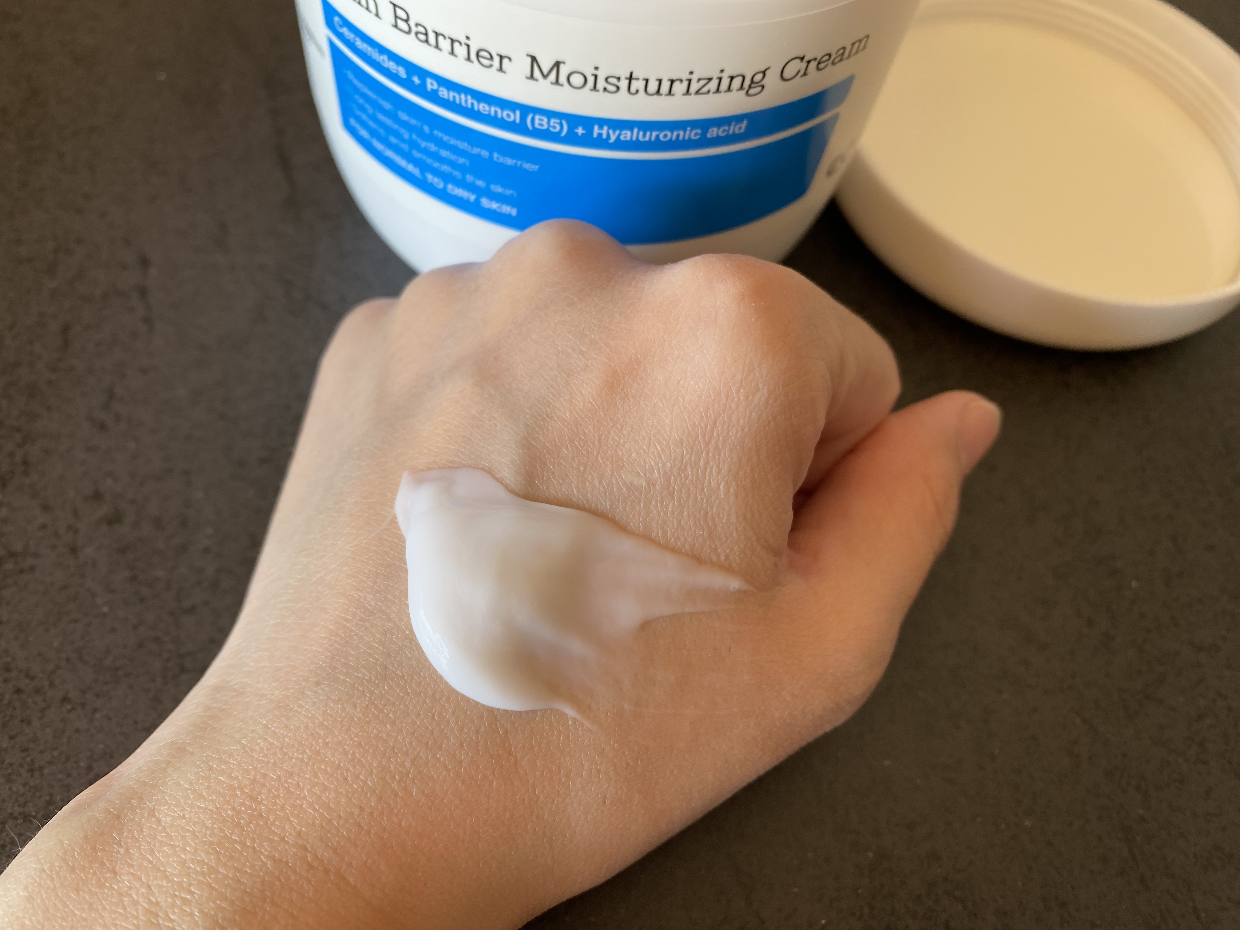 スキンバリア モイスチャライジングクリーム/COSRX/ボディクリームを使ったクチコミ（3枚目）