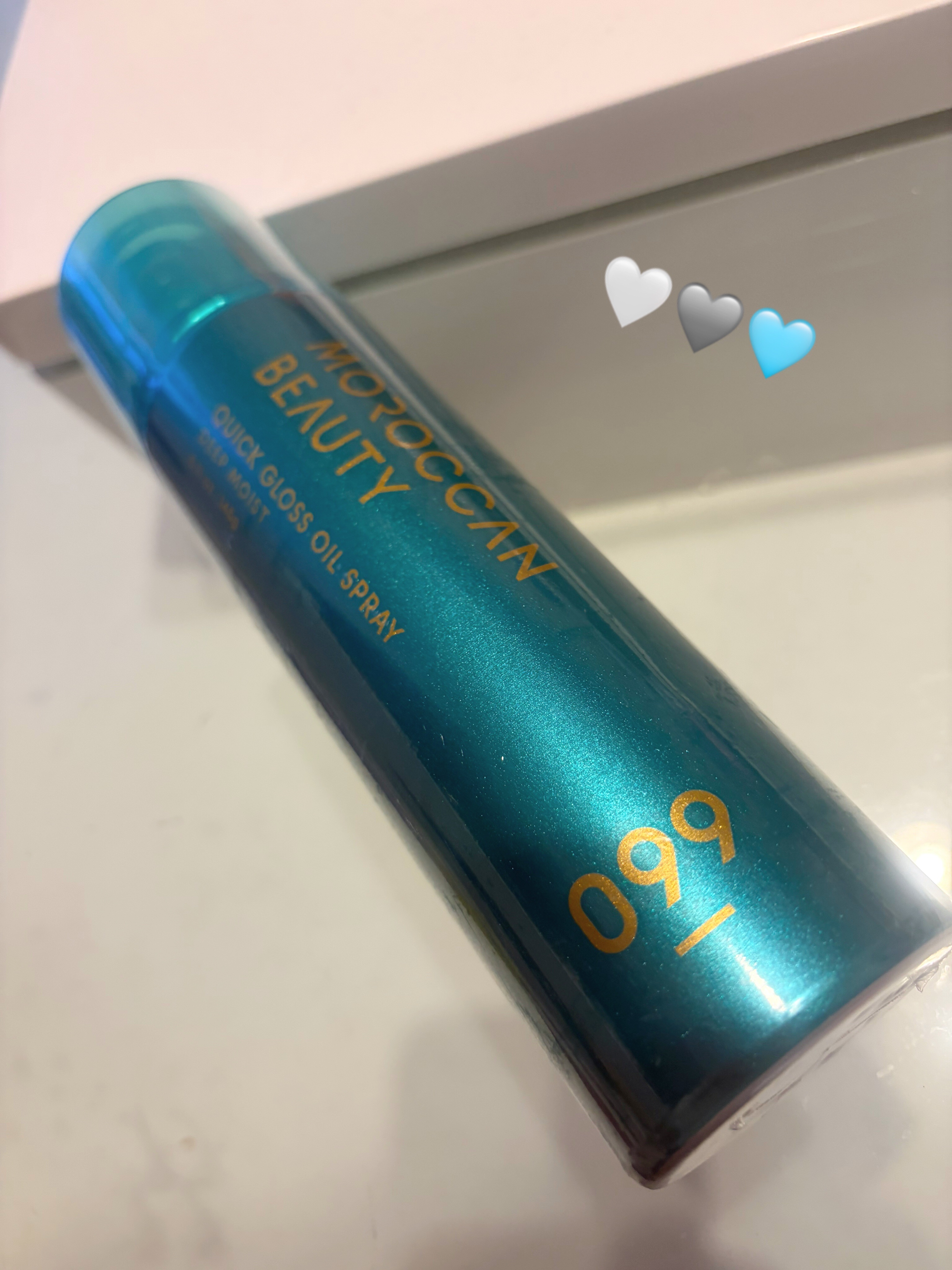 モロッカンビューティ ディープモイスト クイックグロス オイルスプレー/モロッカンビューティ/ヘアスプレーを使ったクチコミ（1枚目）