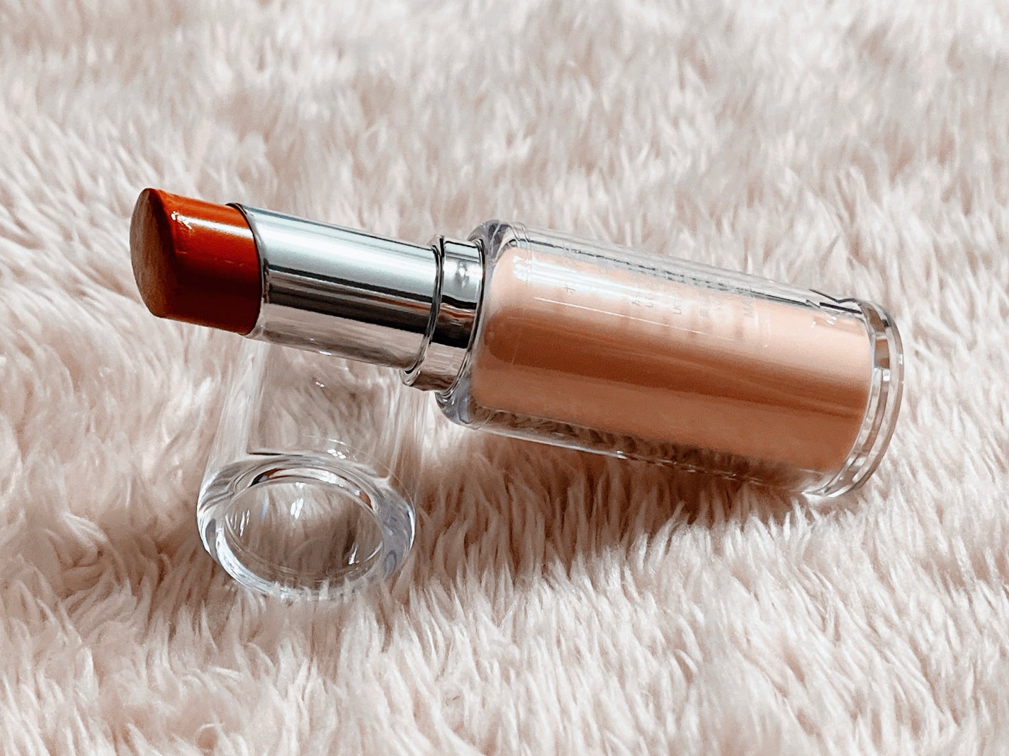 ボンディンググロウリップスティック/Laka/口紅を使ったクチコミ(2枚目)