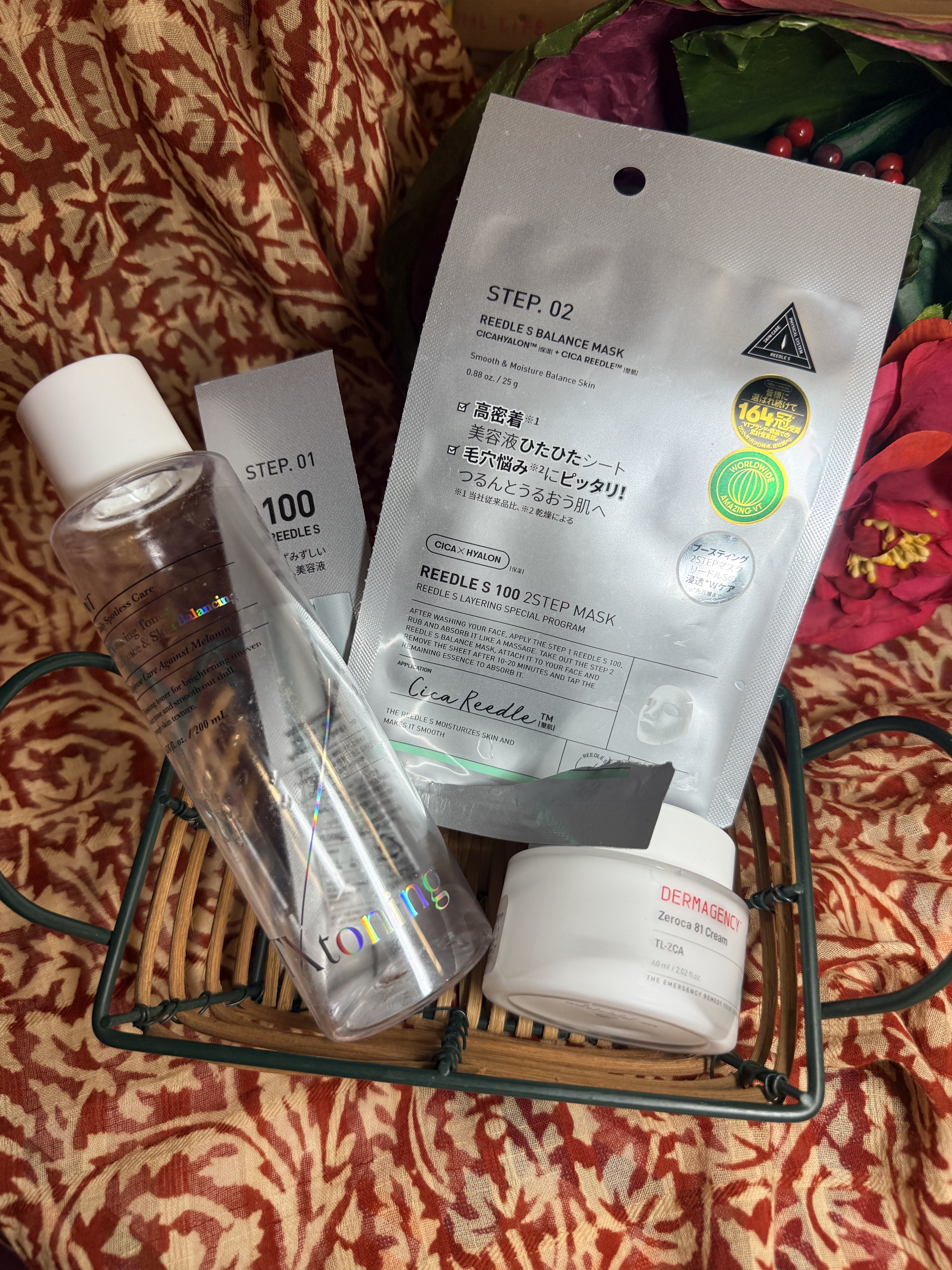 全国９人くらいのしのちビューティーファンの皆さまごきげんよう

シンプルケアでーす

👶🏻化粧水
VT
TXトーニングトナー

ボディにも使ってついにツカイキリ！
さっぱりして使いやすい化粧水でした

👶🏻パック
VT
リードルS 