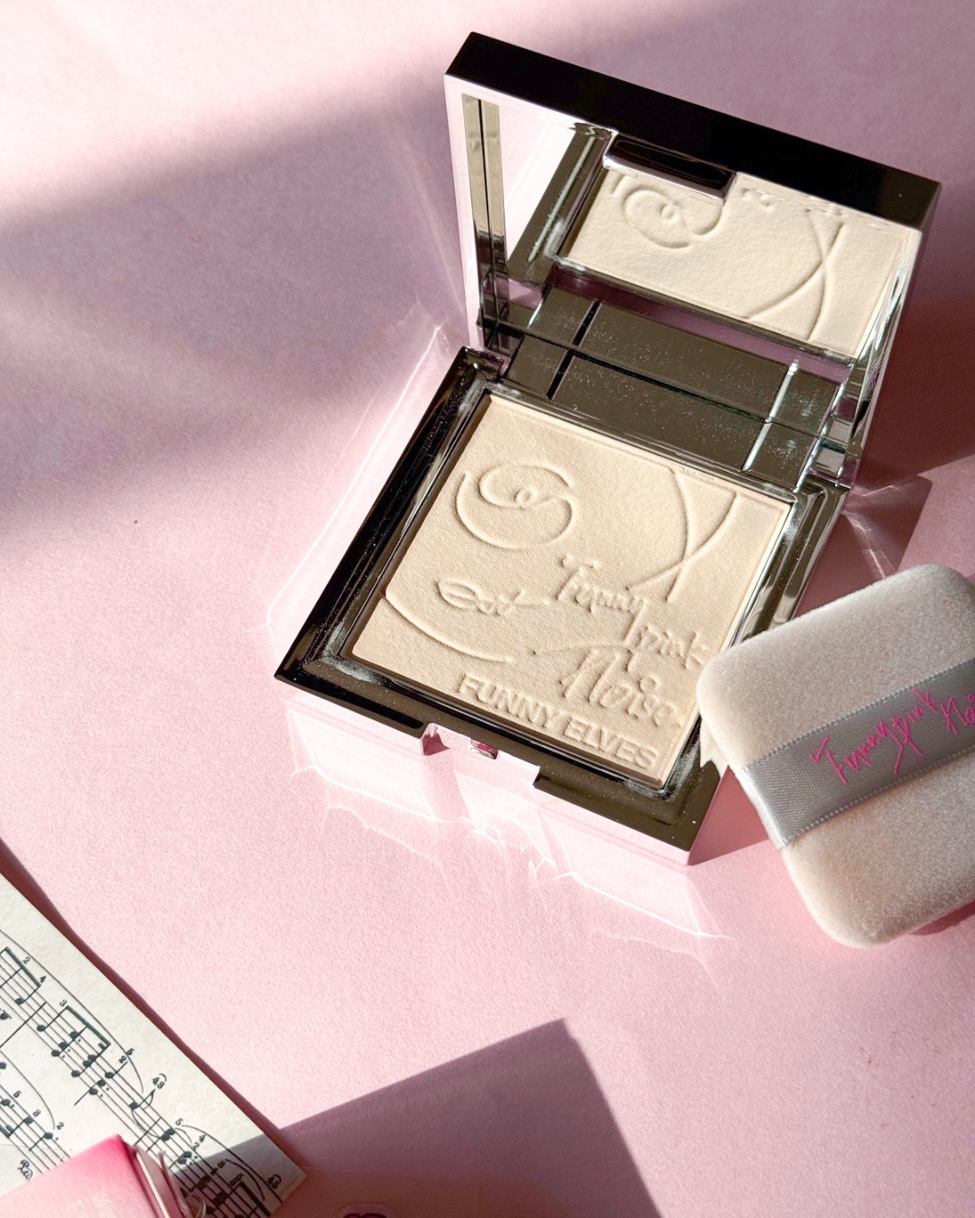 ソフトマットプレストパウダー/FUNNY ELVES方里/プレストパウダーを使ったクチコミ（1枚目）