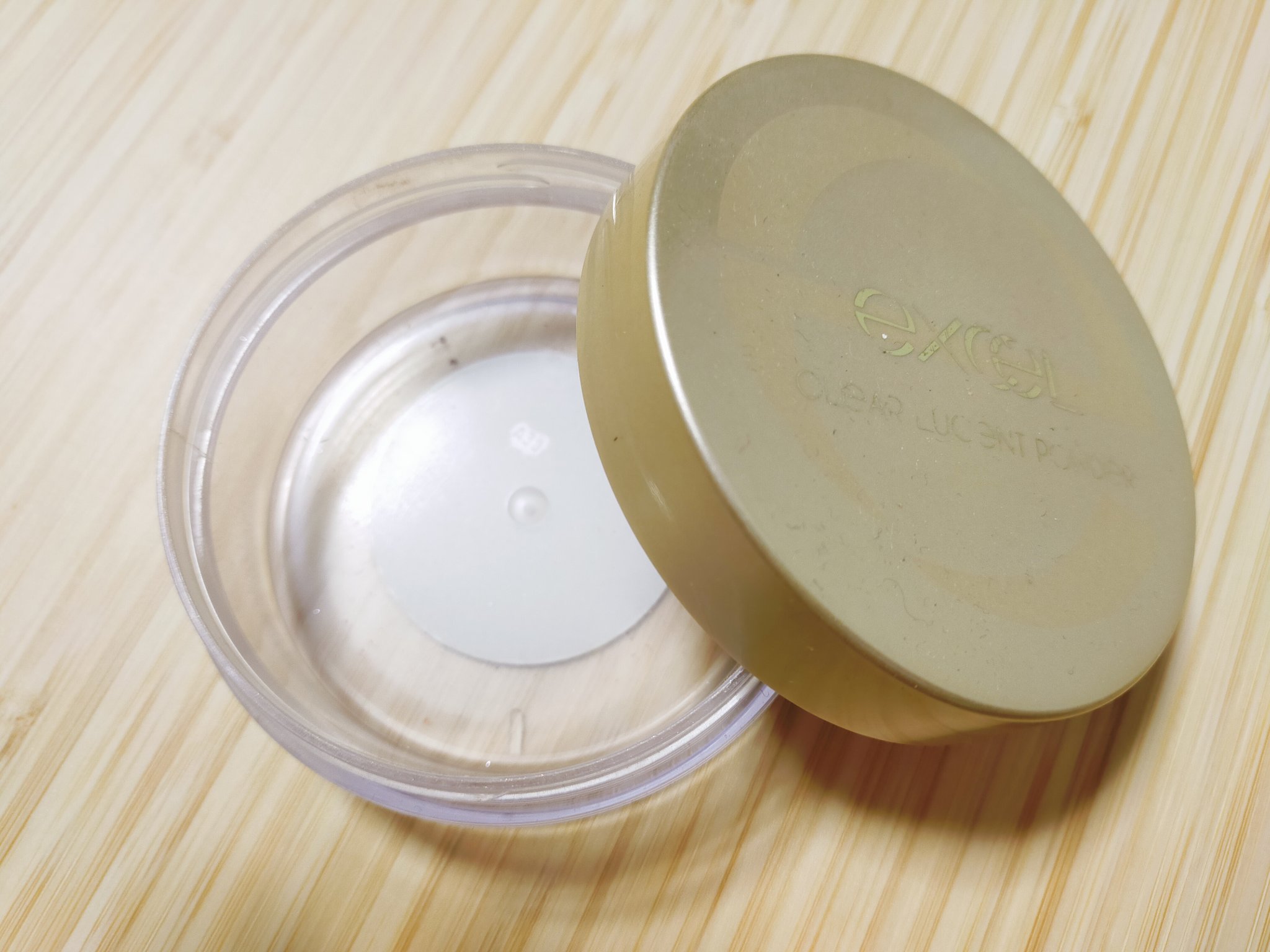 クリア ルーセントパウダー NB CP1 ナチュラル/excel/ルースパウダーを使ったクチコミ（2枚目）