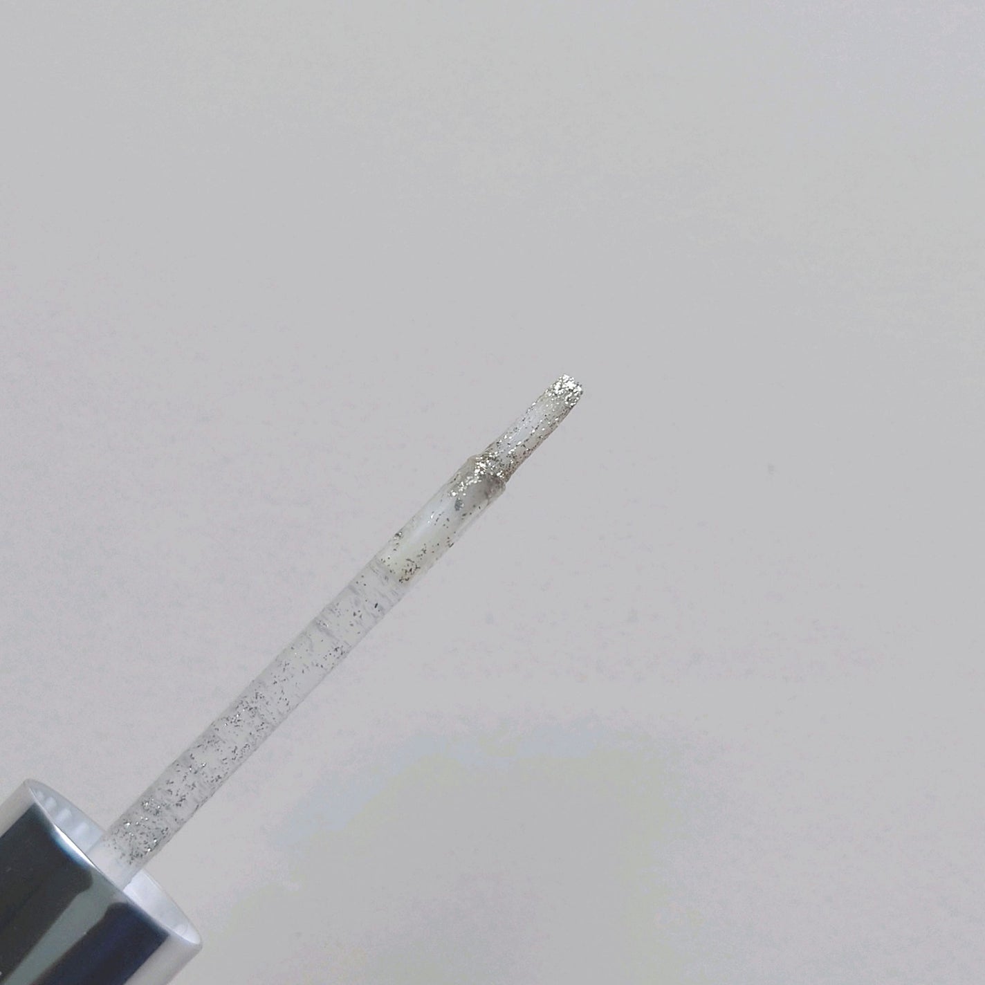 本物のシルバーライナー/Fujiko/リキッドアイライナーを使ったクチコミ(3枚目)