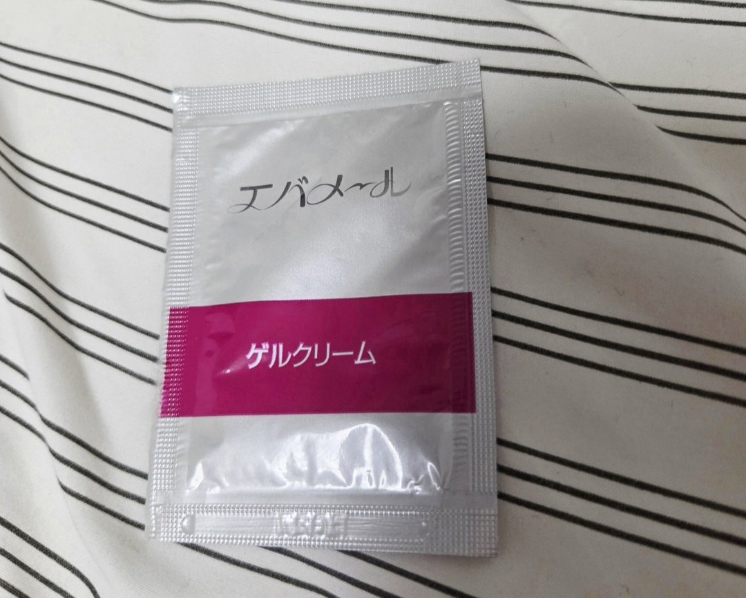 エバメールゲルクリームS/エバメール/オールインワン化粧品を使ったクチコミ（1枚目）