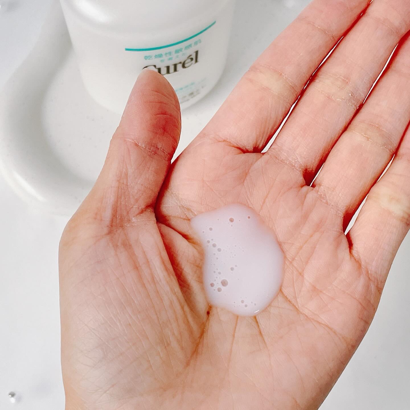 キュレル 潤浸保湿 乳液ケアメイク落とし/キュレル/ミルククレンジングを使ったクチコミ（3枚目）