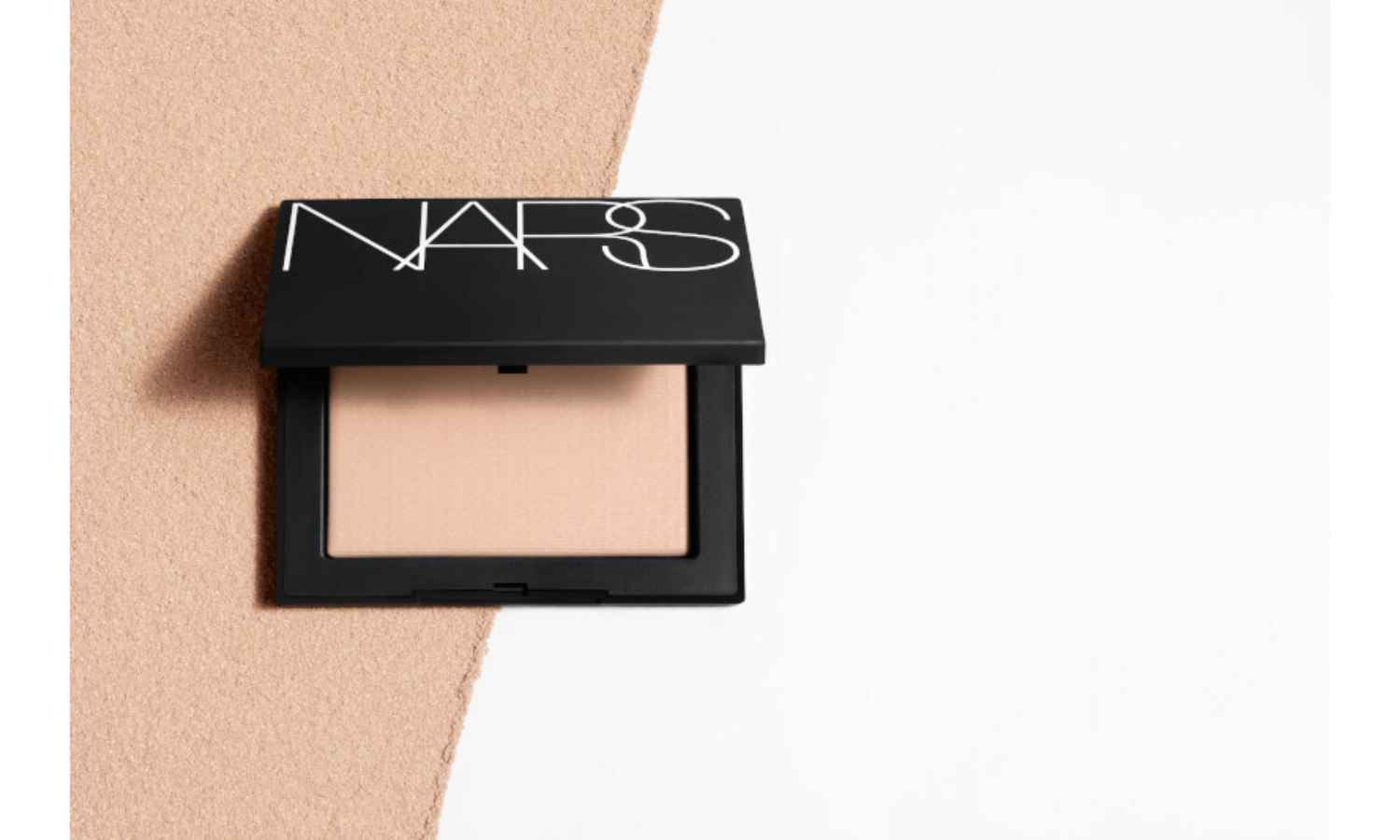 NARSの人気パウダーから新色が登場のサムネイル