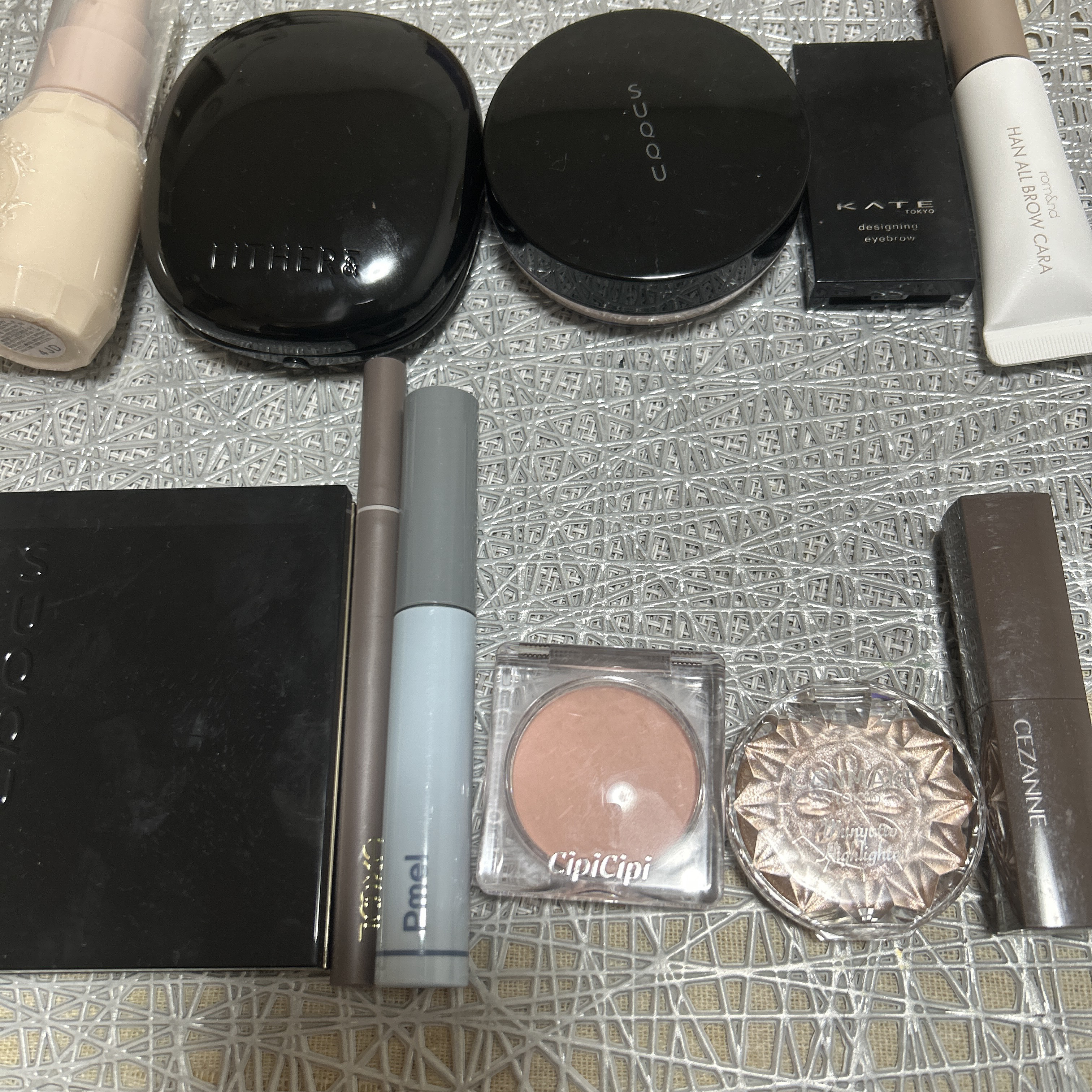 オイル リッチ グロウ ルース パウダー/SUQQU/ルースパウダーを使ったクチコミ（1枚目）