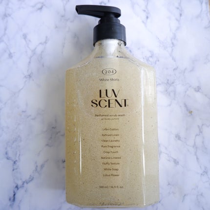 スクラブボディウォッシュ ホワイトシャツ リネンコットン/LUV SCENT/ボディスクラブを使ったクチコミ(1枚目)