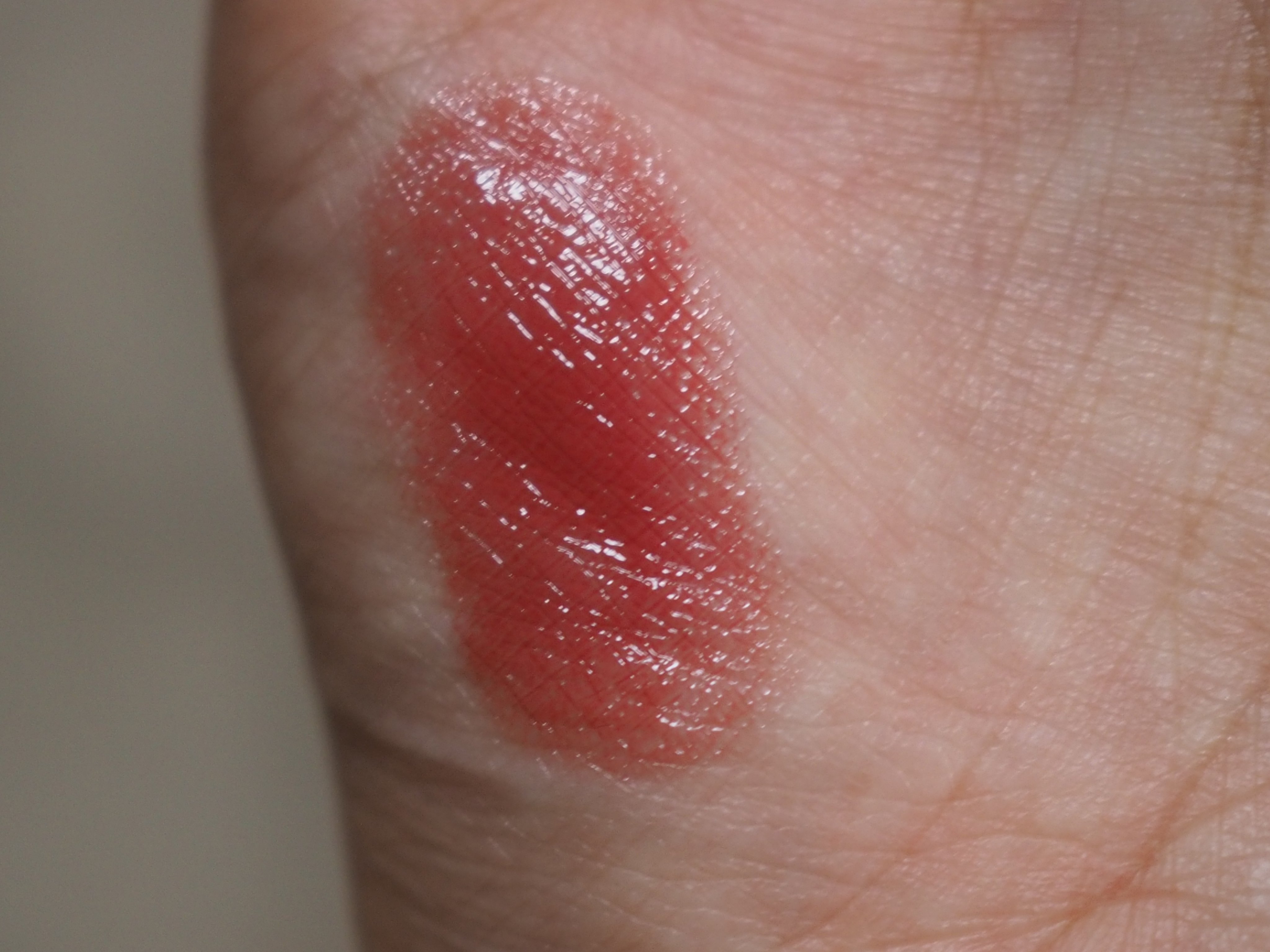 デイジードール リップ スティーラー　/DAISY DOLL by MARY QUANT/口紅を使ったクチコミ（3枚目）