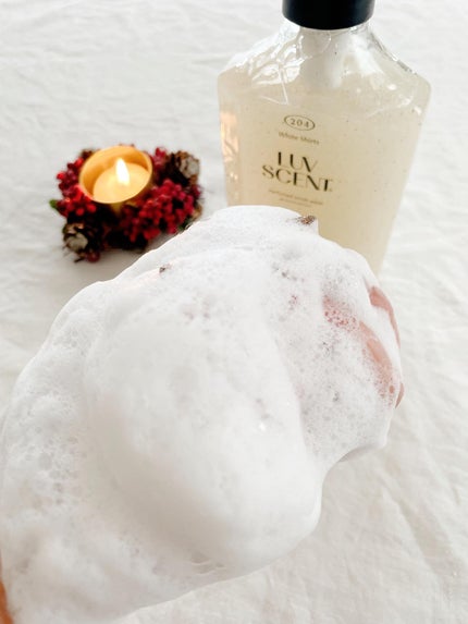 スクラブボディウォッシュ ホワイトシャツ リネンコットン/LUV SCENT/ボディスクラブを使ったクチコミ(3枚目)