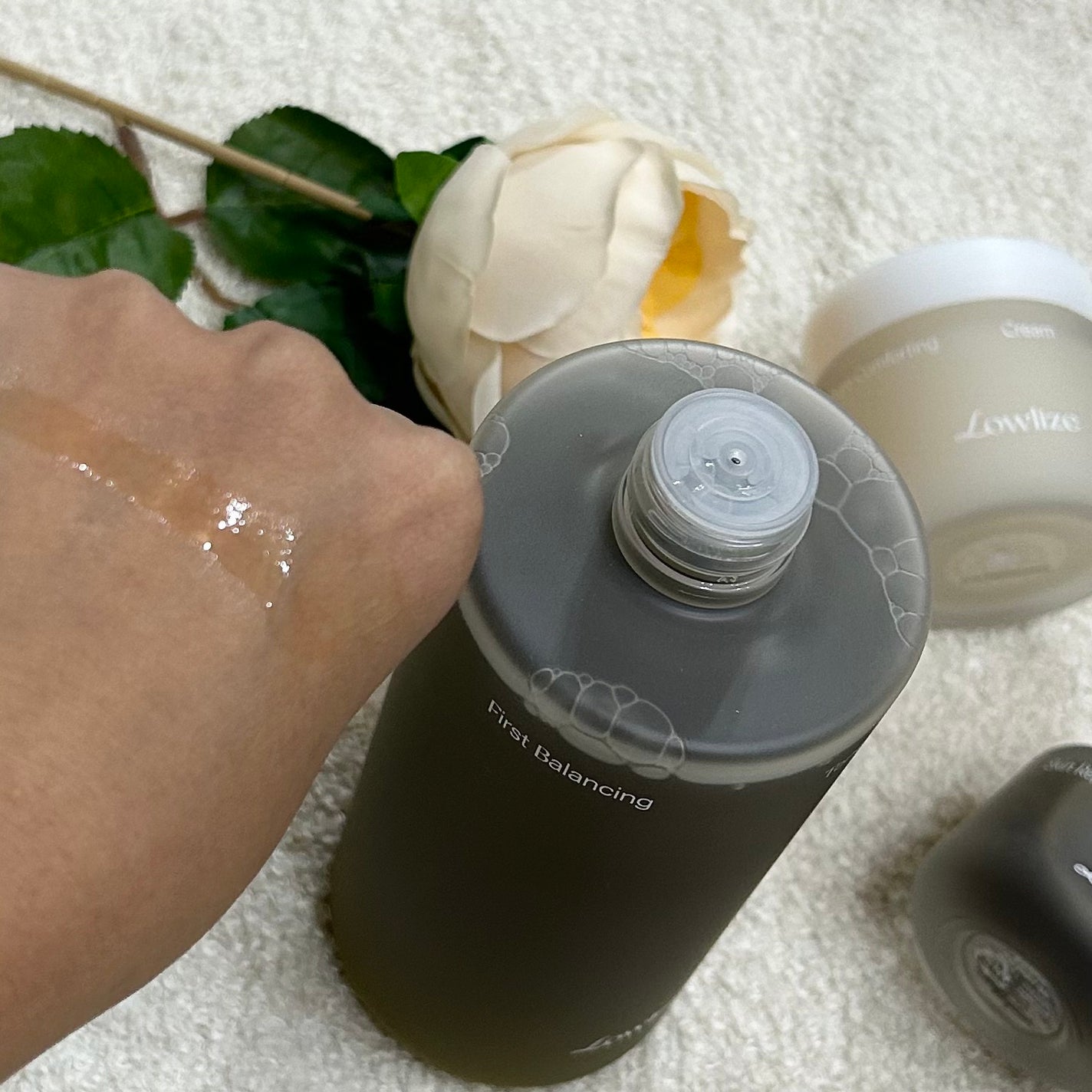 ファーストバランシングトナー/Lowlize/化粧水を使ったクチコミ(2枚目)