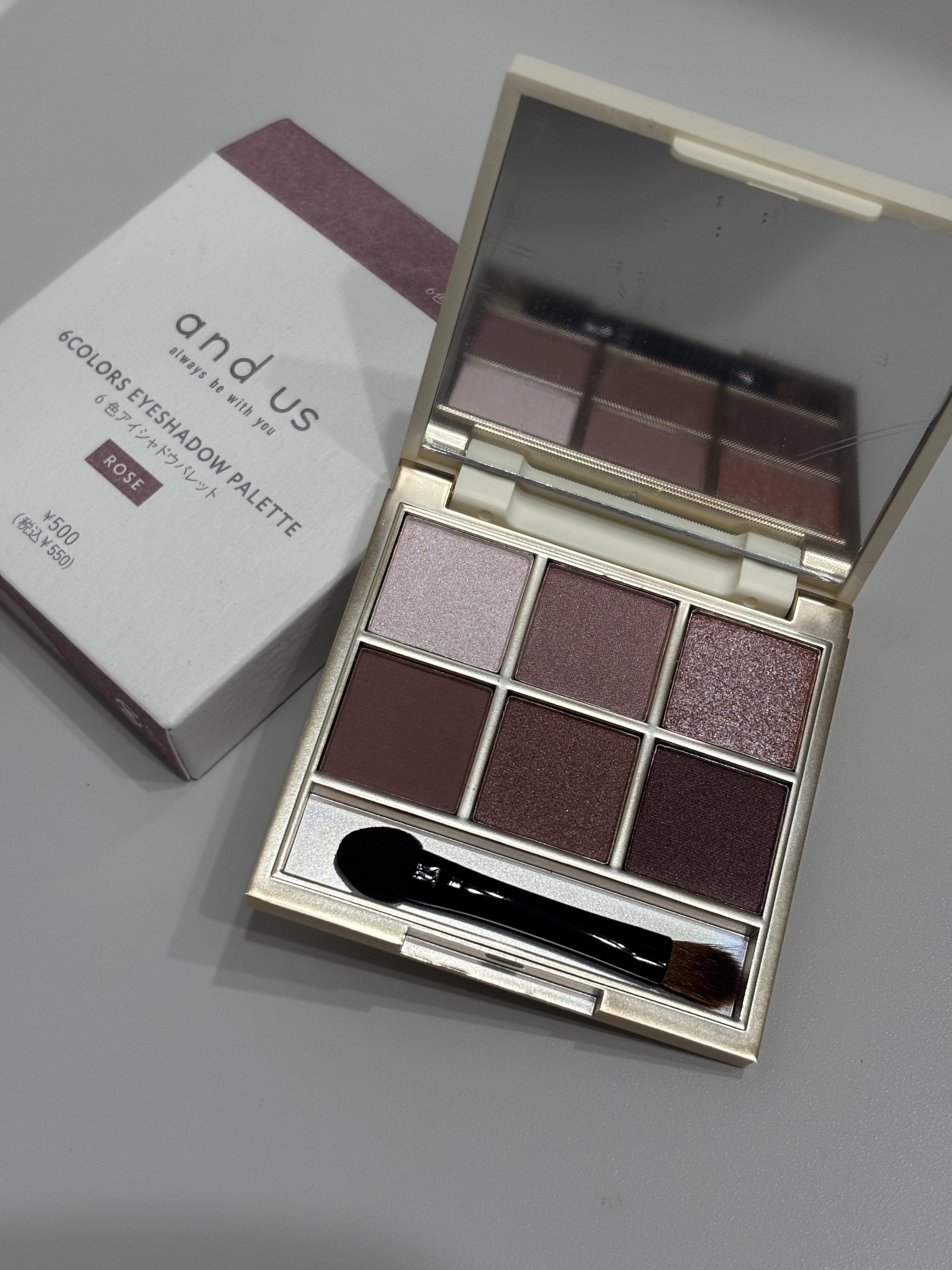 6色アイシャドウパレット/and us/アイシャドウパレットを使ったクチコミ（1枚目）