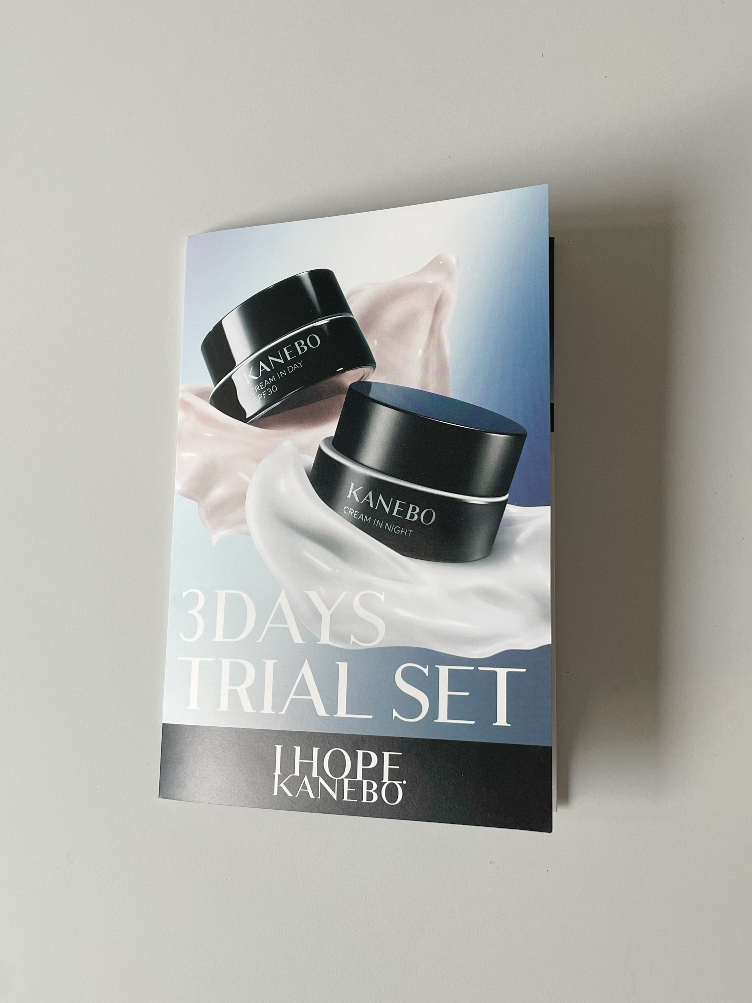 KANEBOのクリームインナイトII
感動の付け心地＆仕上がりだった🌛

夜のお手入れの最後に使う、夜用クリーム。

肌に薄く膜がはったような、
守られてるような付け心地。

次の日の肌のなめらかさにも感動！！
クリームで感動したの初めて