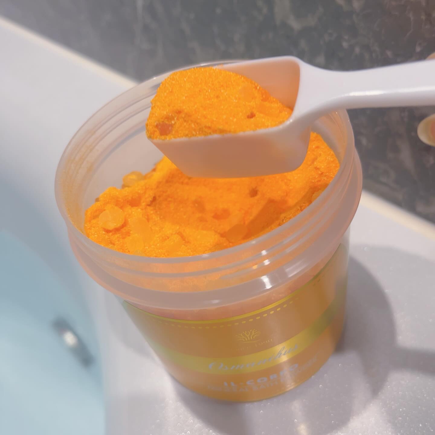 ミネラルバスパウダー オスマンサス/イルコルポ/無機塩系入浴剤を使ったクチコミ（3枚目）