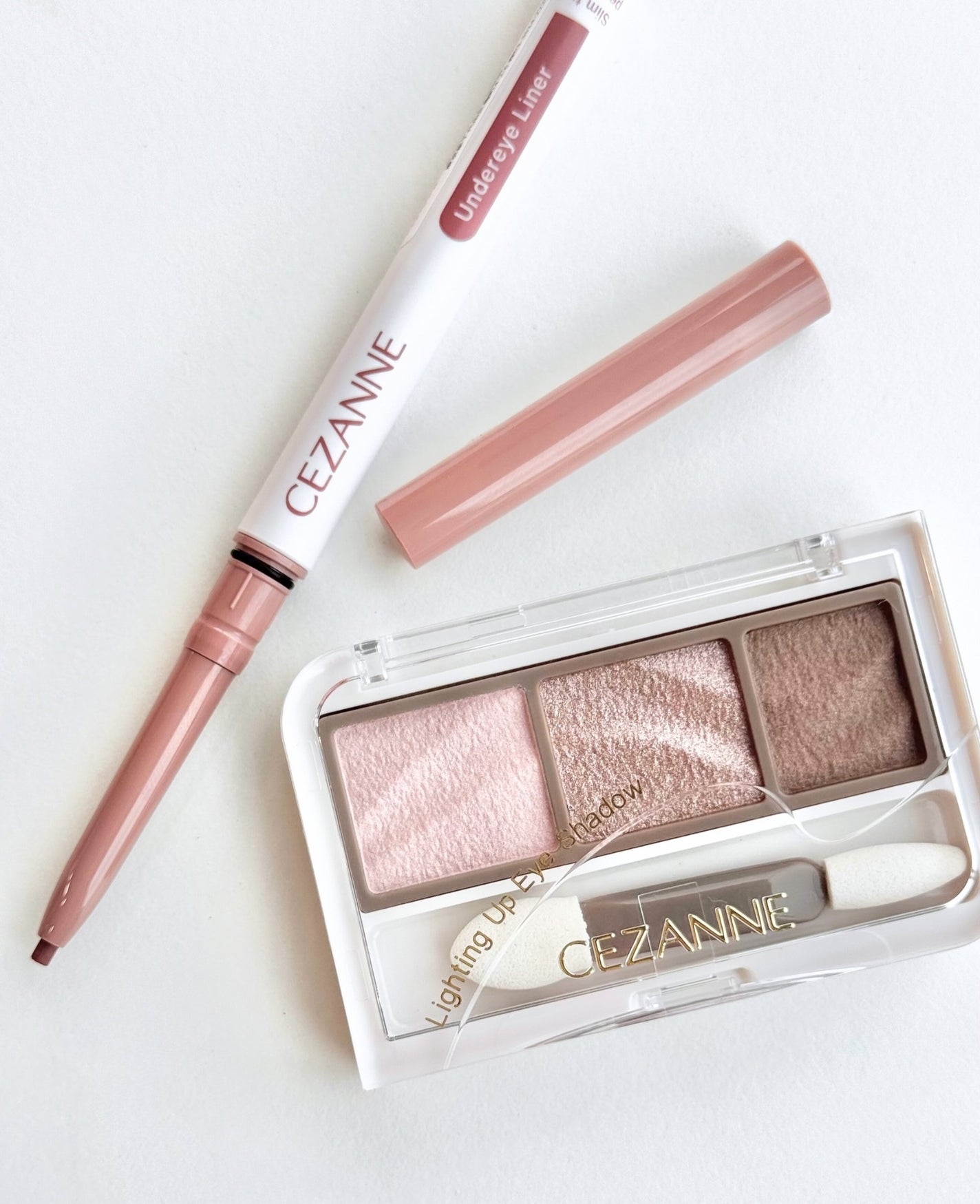 ライティングアップアイシャドウ/CEZANNE/アイシャドウを使ったクチコミ(1枚目)
