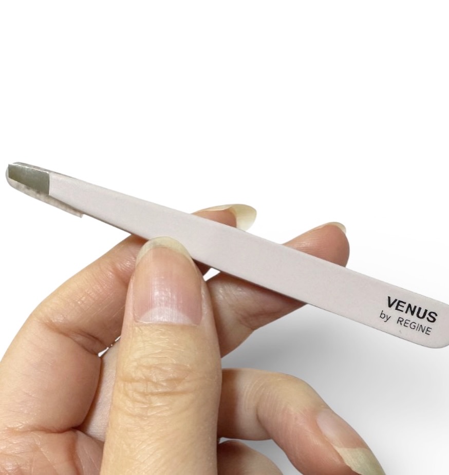 ヴィーナスレジンツィーザー/レジン/毛抜きを使ったクチコミ（2枚目）