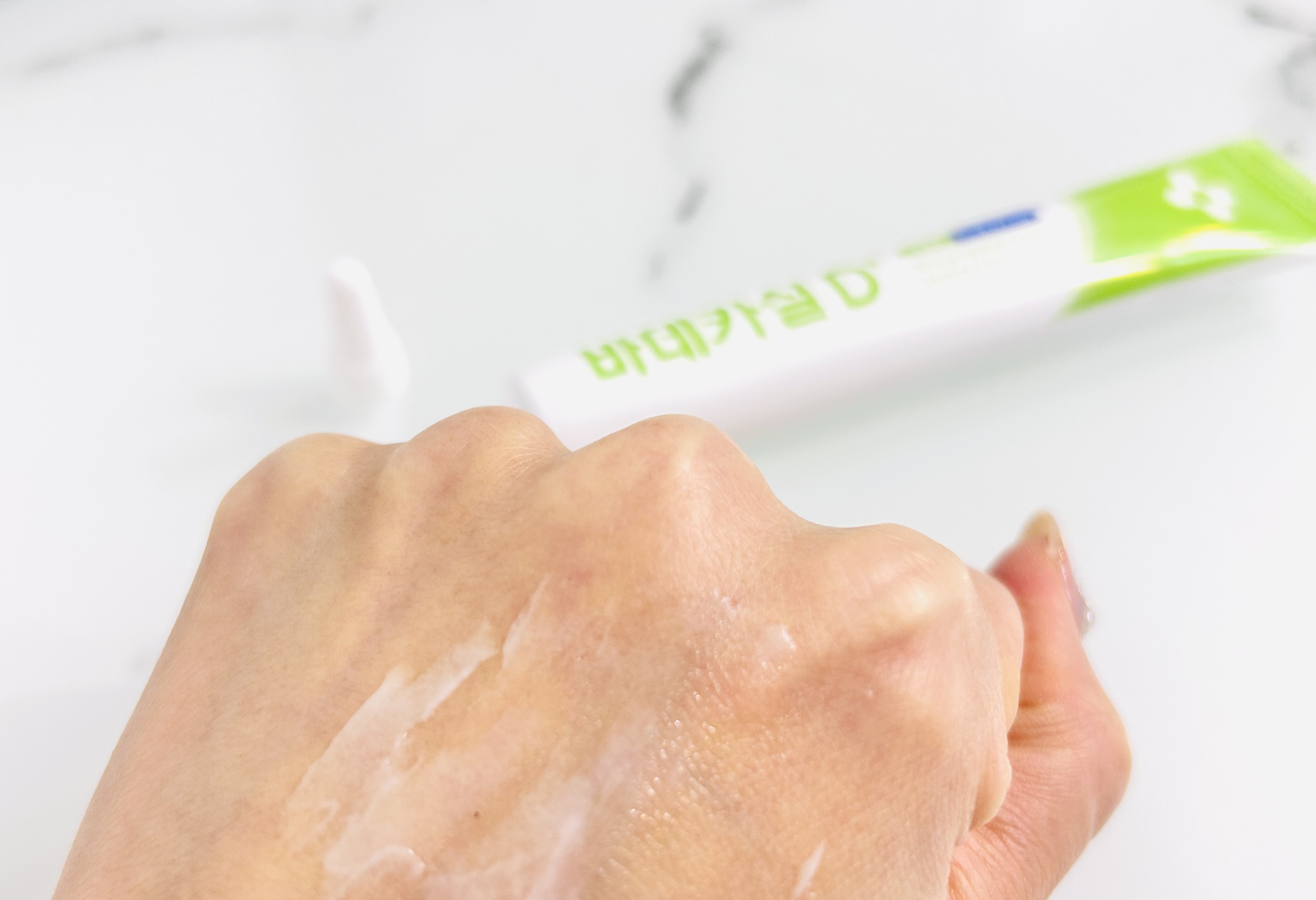 バデカシルプラスP/23years old/フェイスクリームを使ったクチコミ（3枚目）