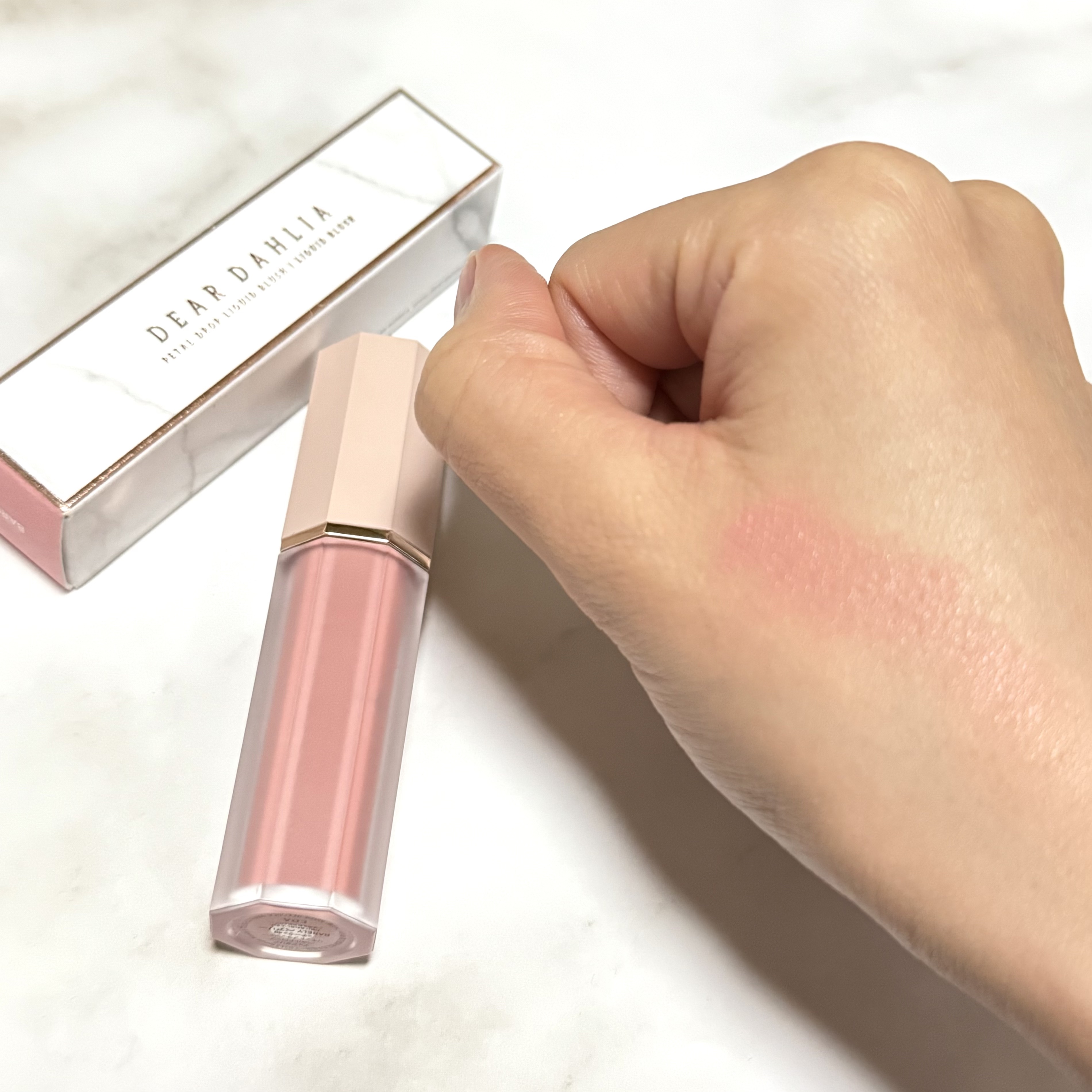 ペタルドロップリキッドブラッシャー/DEAR DAHLIA/リキッドチークを使ったクチコミ（3枚目）