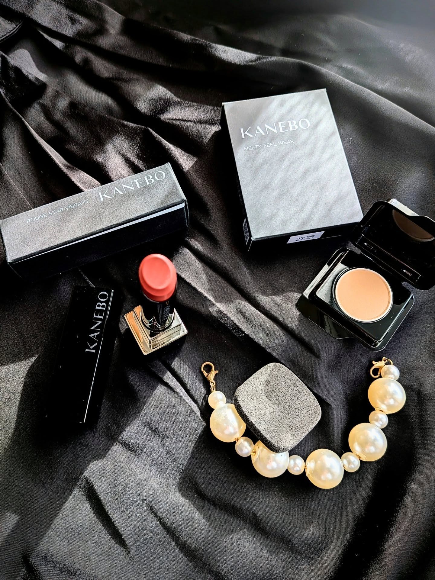 ルージュスターヴァイブラント/KANEBO/口紅を使ったクチコミ（1枚目）