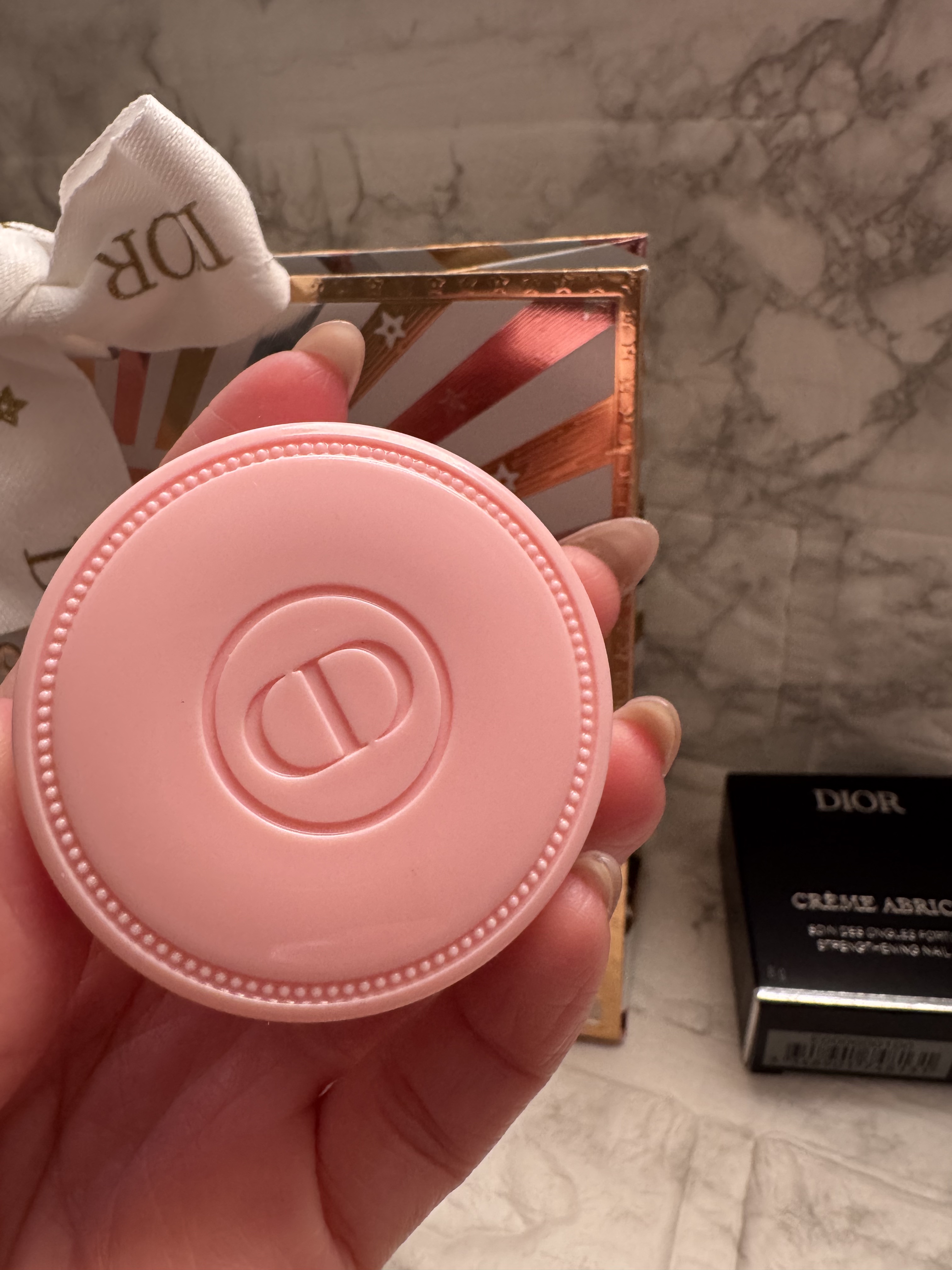 クレーム アブリコ（限定品）/Dior/ネイル・ネイルケアを使ったクチコミ（1枚目）