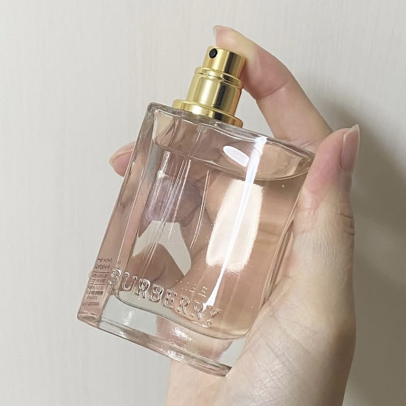 バーバリー ハー オードパルファム/Burberry Beauty/香水(レディース)を使ったクチコミ（3枚目）