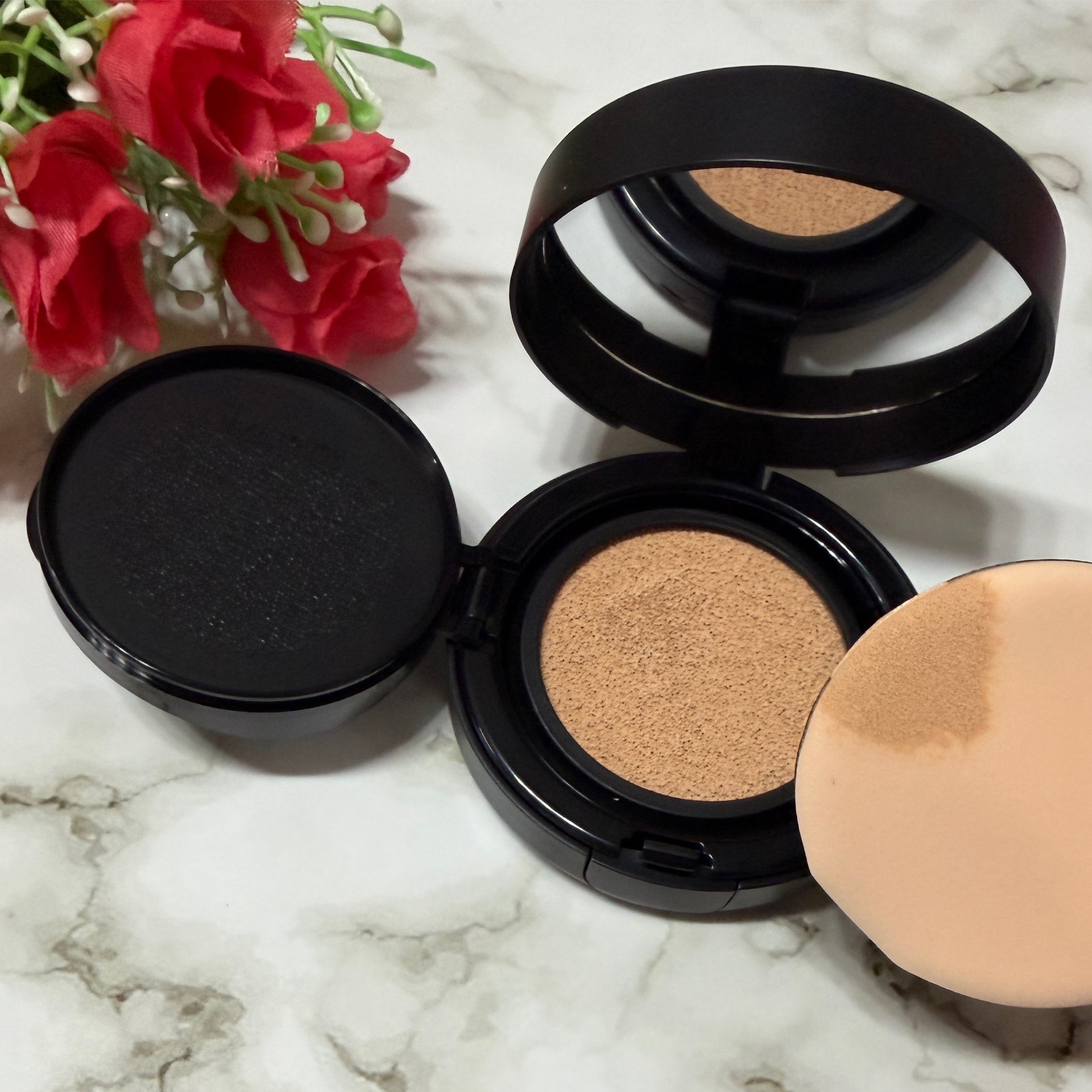 エッセンシャル スキン ヌーダー クッション/JUNG SAEM MOOL/クッションファンデーションを使ったクチコミ（2枚目）