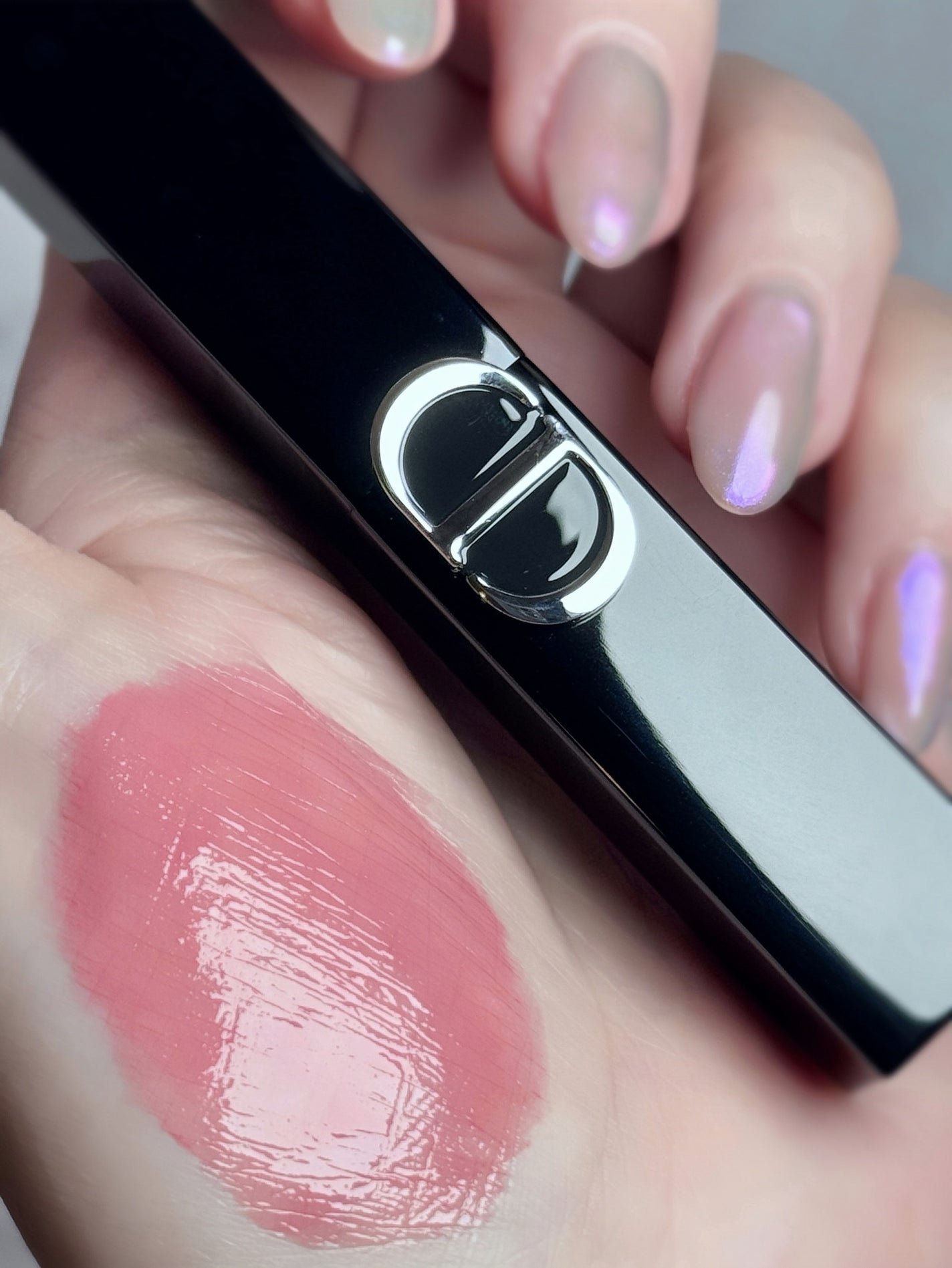 ルージュ ディオール オン ステージ/Dior/口紅・グロス・リップライナー・リップケアを使ったクチコミ(6枚目)