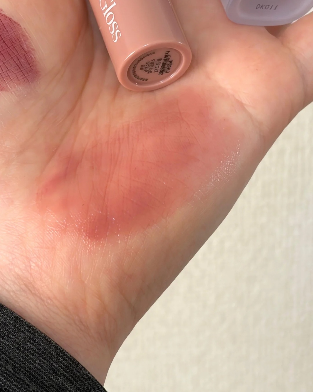 グラスティングカラーグロス/rom&nd/リップグロスを使ったクチコミ（2枚目）