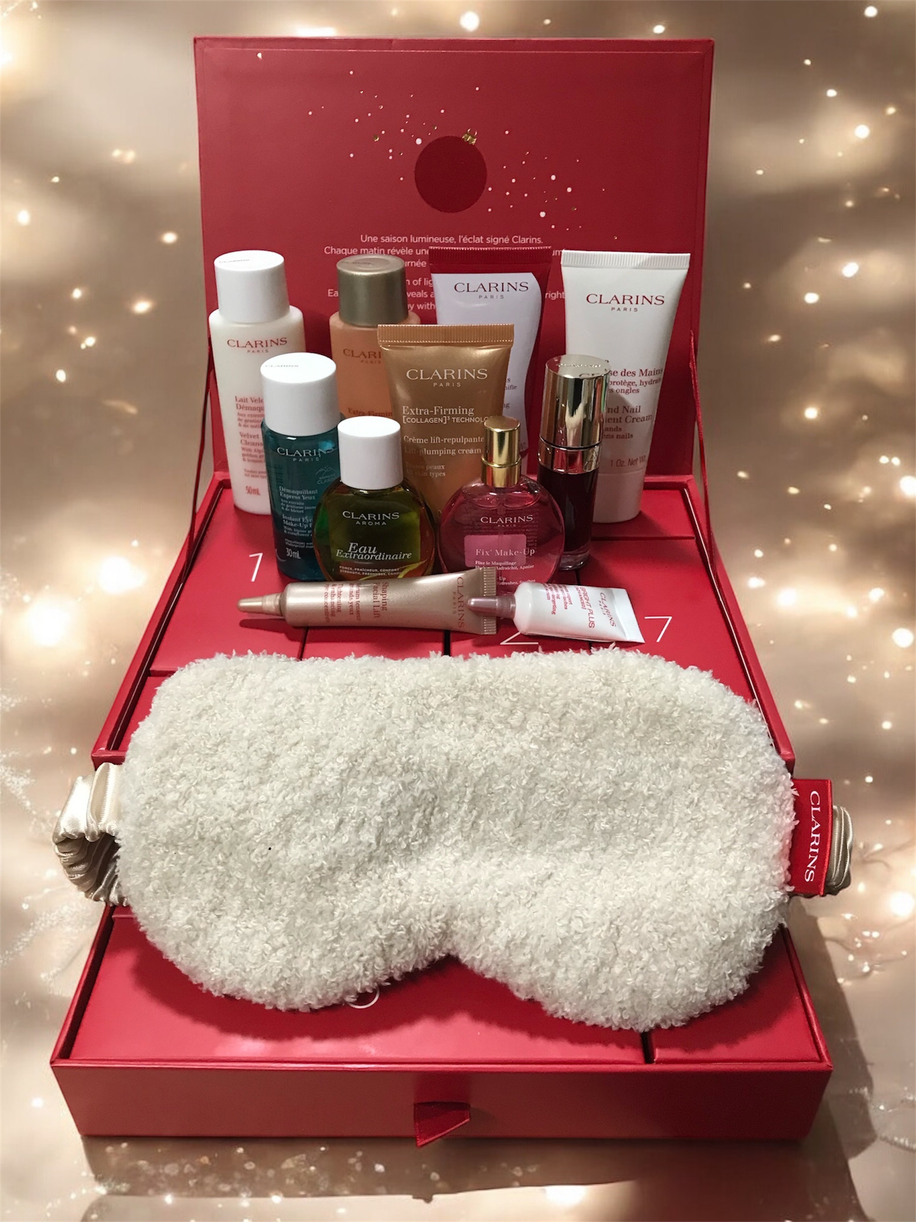 CLARINS アドベントカレンダー 2025のクチコミ「クラランスのアドベントカレンダー全部開けました。
このような感じで普段使い可能なものばかりです.....」（1枚目）