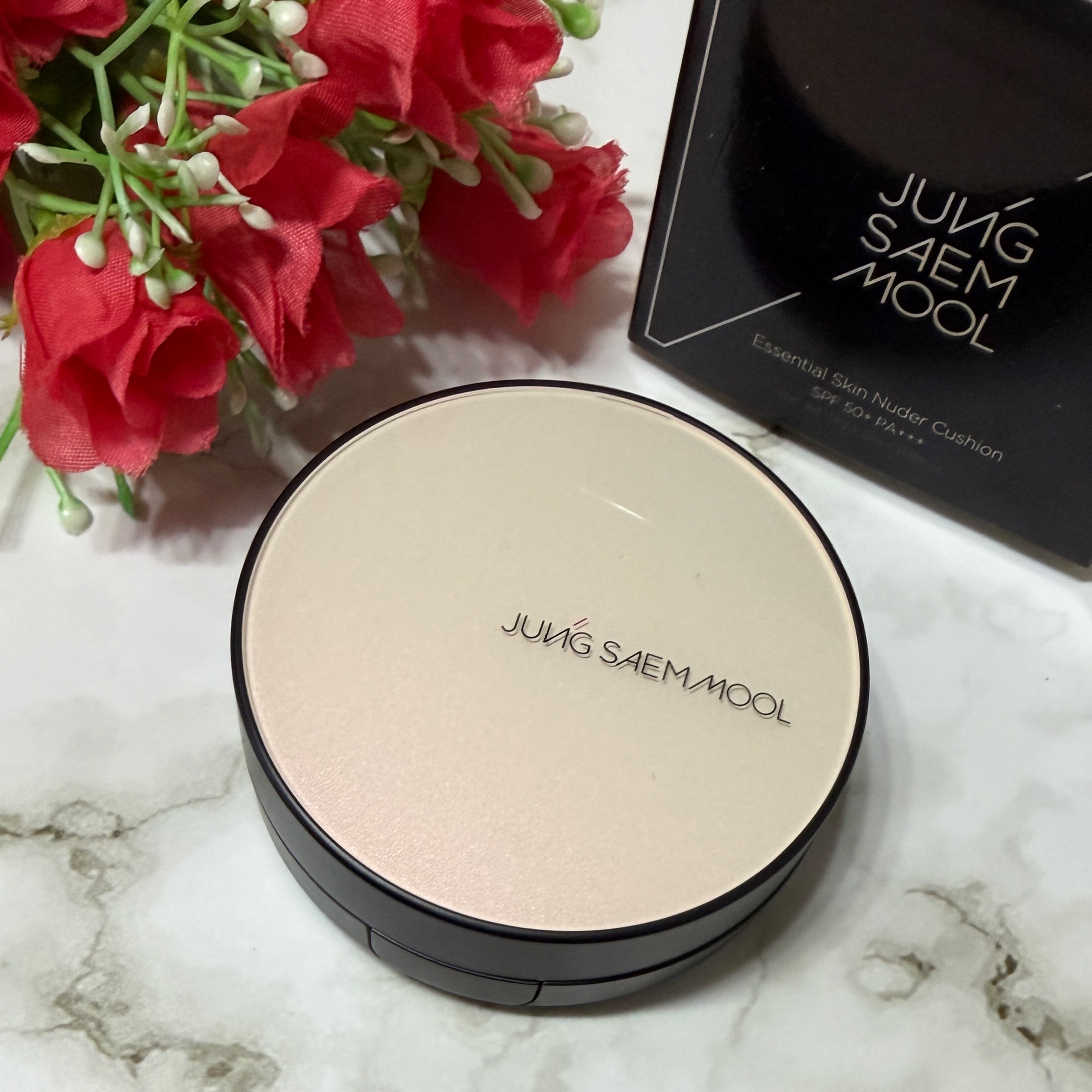 エッセンシャル スキン ヌーダー クッション/JUNG SAEM MOOL/クッションファンデーションを使ったクチコミ（1枚目）