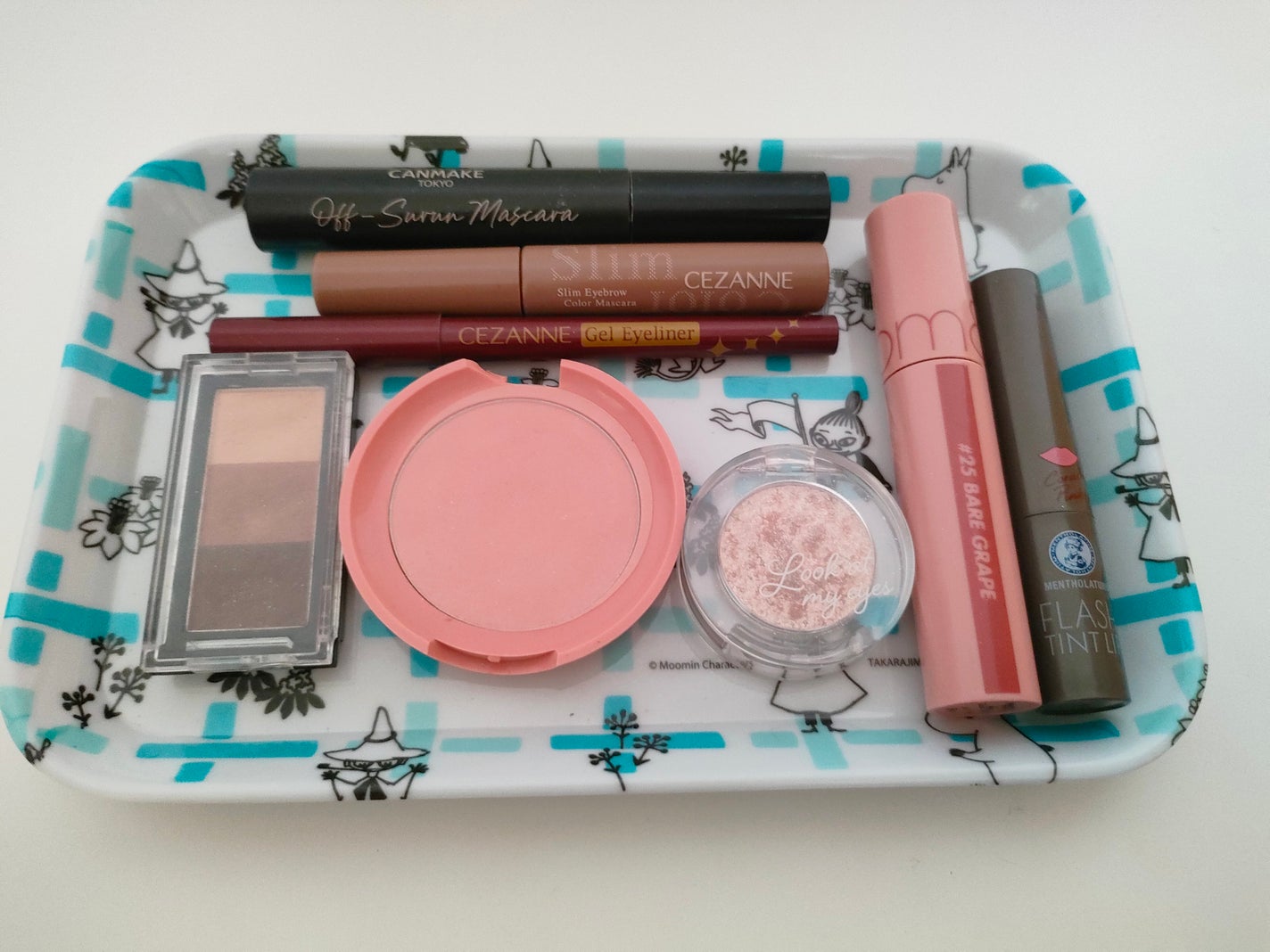 tomy on LIPS 「こんにちは☺️今日はクリスマスイブという事で、何も予定はないで..」(4枚目)