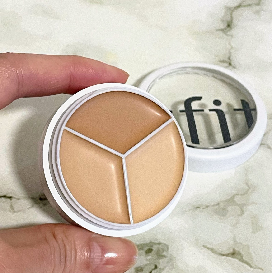 カバーアッププロコンシーラー/TFIT/パレットコンシーラーを使ったクチコミ（3枚目）