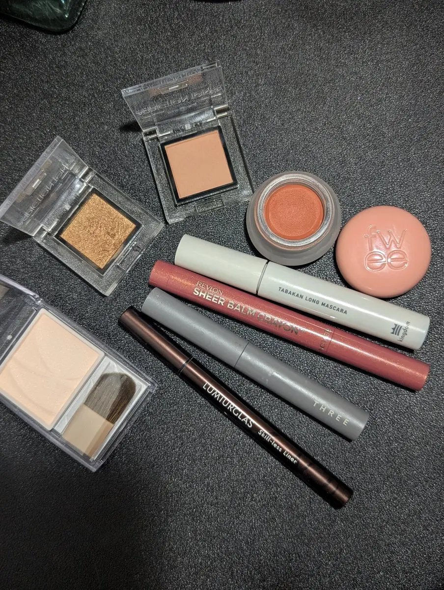 アディクション ザ アイシャドウ パール/ADDICTION/単色アイシャドウを使ったクチコミ（2枚目）