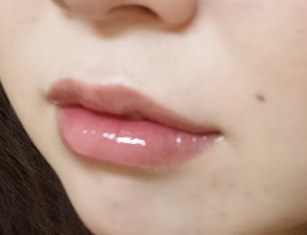 ベアフラッシーグロス スパークルシャワー/2aN/リップグロスを使ったクチコミ（2枚目）