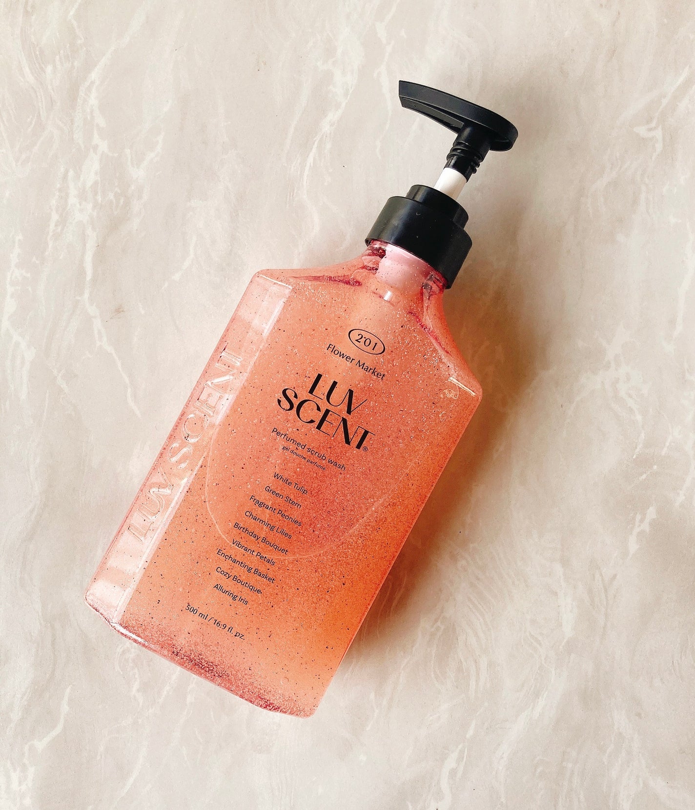 スクラブボディウォッシュ フラワーマーケット ホワイトチューリップ/LUV SCENT/ボディスクラブを使ったクチコミ(2枚目)