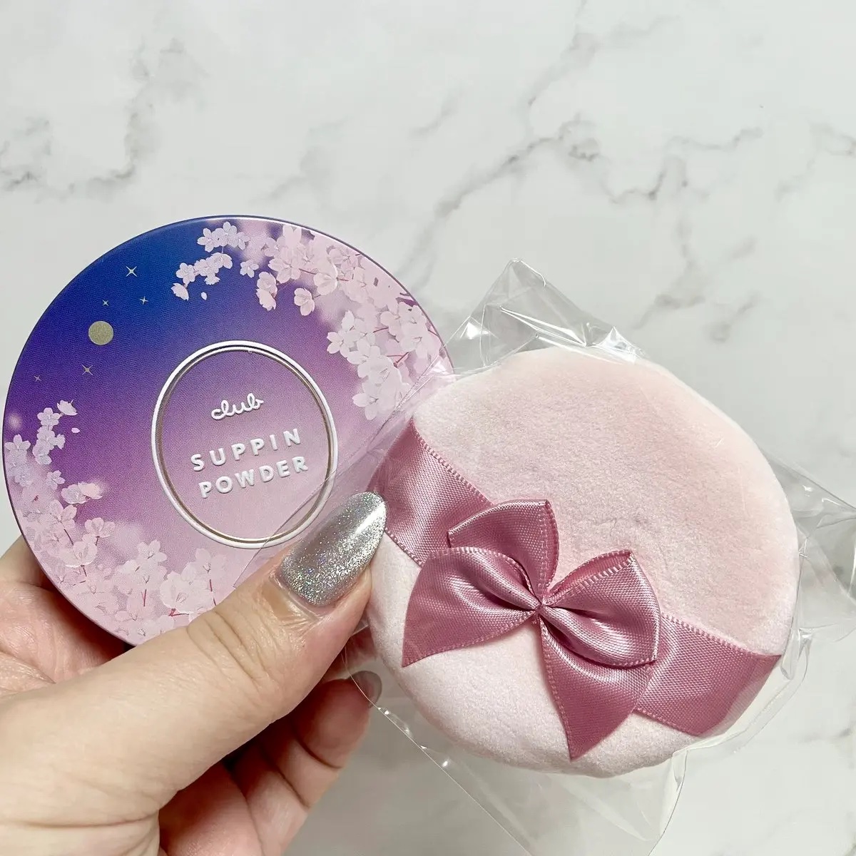 すっぴんパウダー おやすみ夜桜の香り/クラブ/プレストパウダーを使ったクチコミ（3枚目）