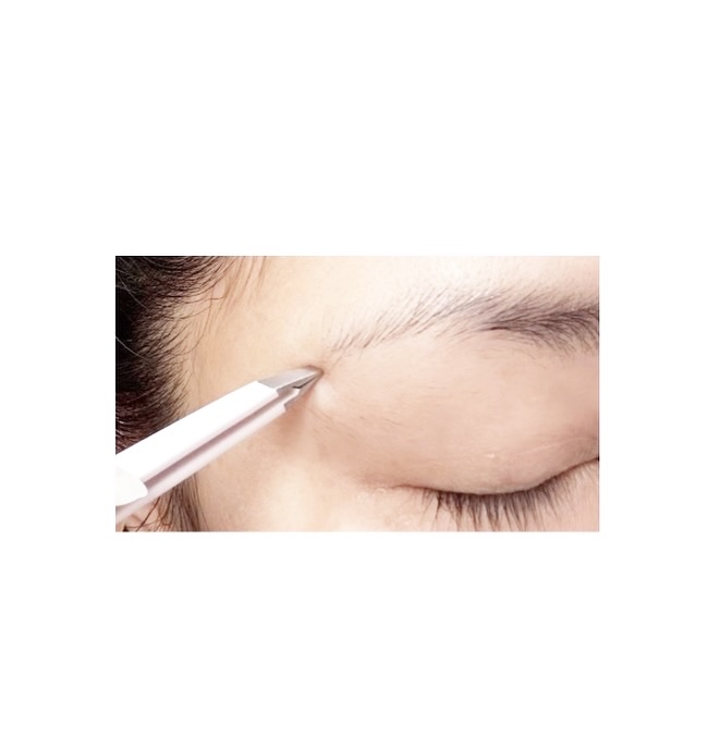 ヴィーナスレジンツィーザー/レジン/毛抜きを使ったクチコミ（3枚目）