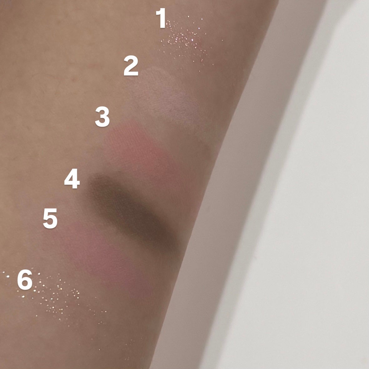 フラワーノーズスワンバレエシリーズ アイシャドウパレット/FlowerKnows/アイシャドウパレットを使ったクチコミ(3枚目)