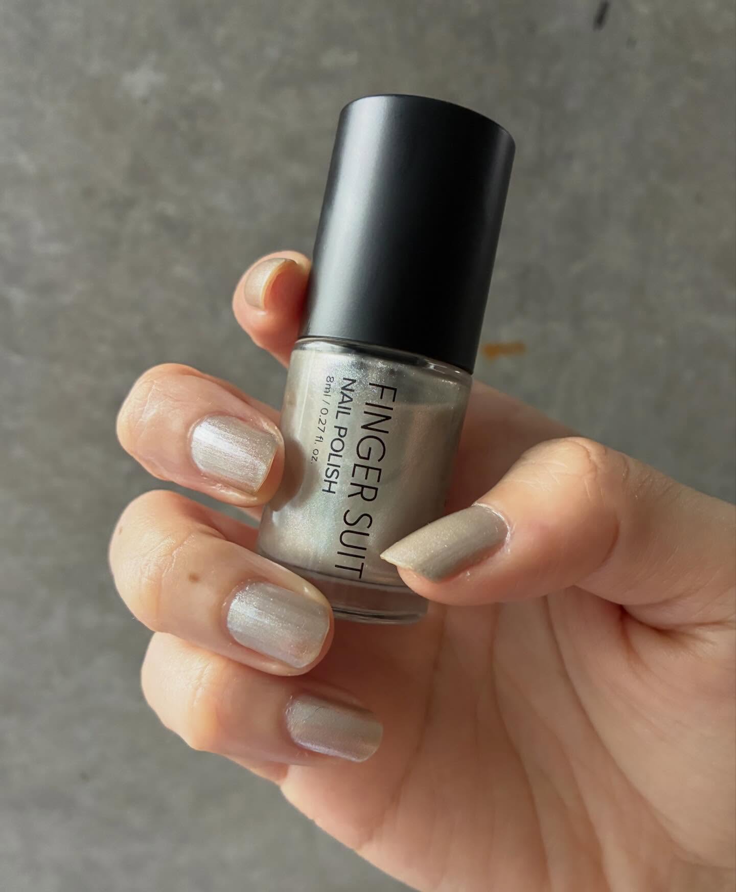 FINGER SUIT ネイルポリッシュ/FINGER SUIT/マニキュアを使ったクチコミ（1枚目）