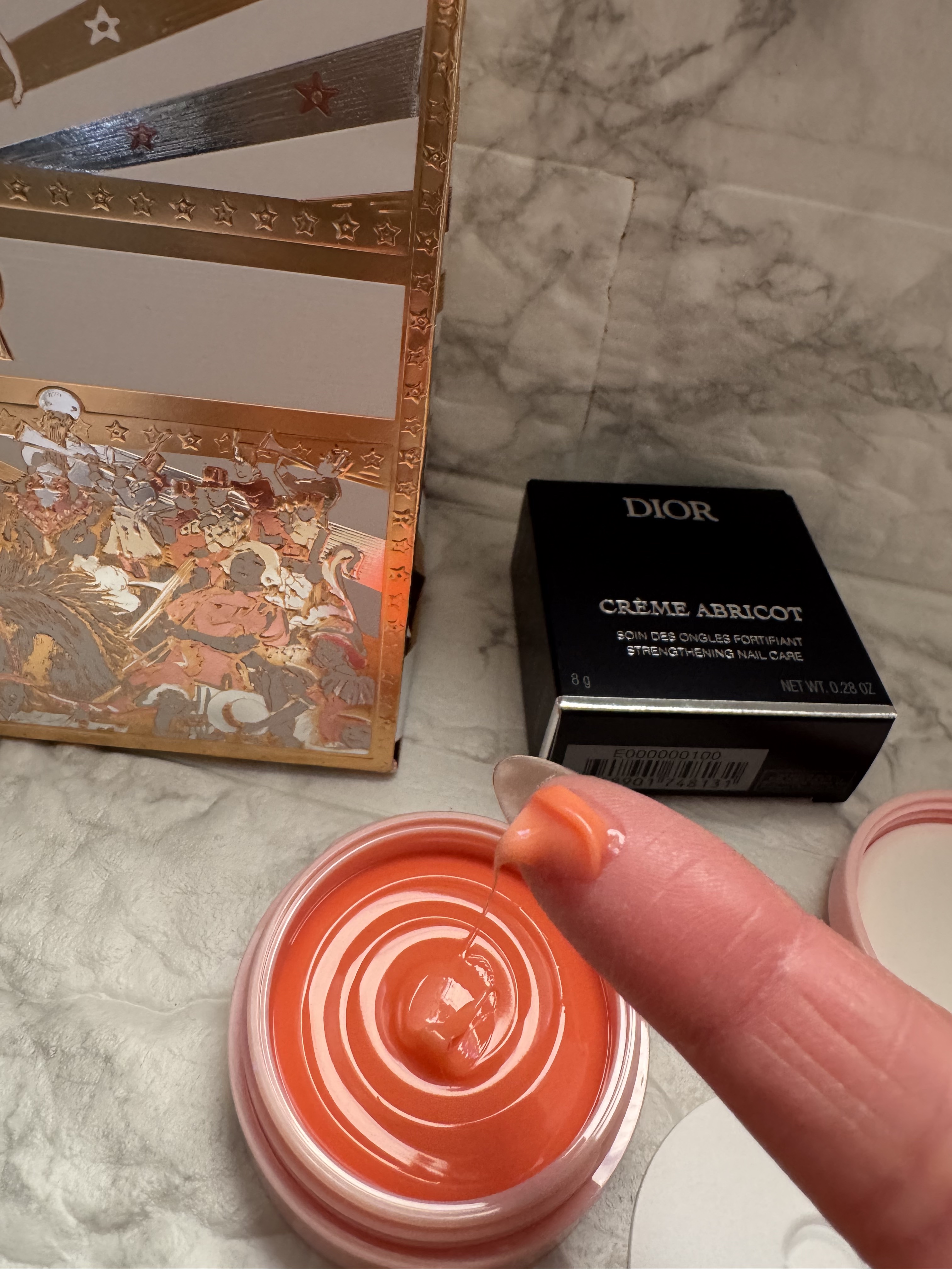 クレーム アブリコ（限定品）/Dior/ネイル・ネイルケアを使ったクチコミ（2枚目）