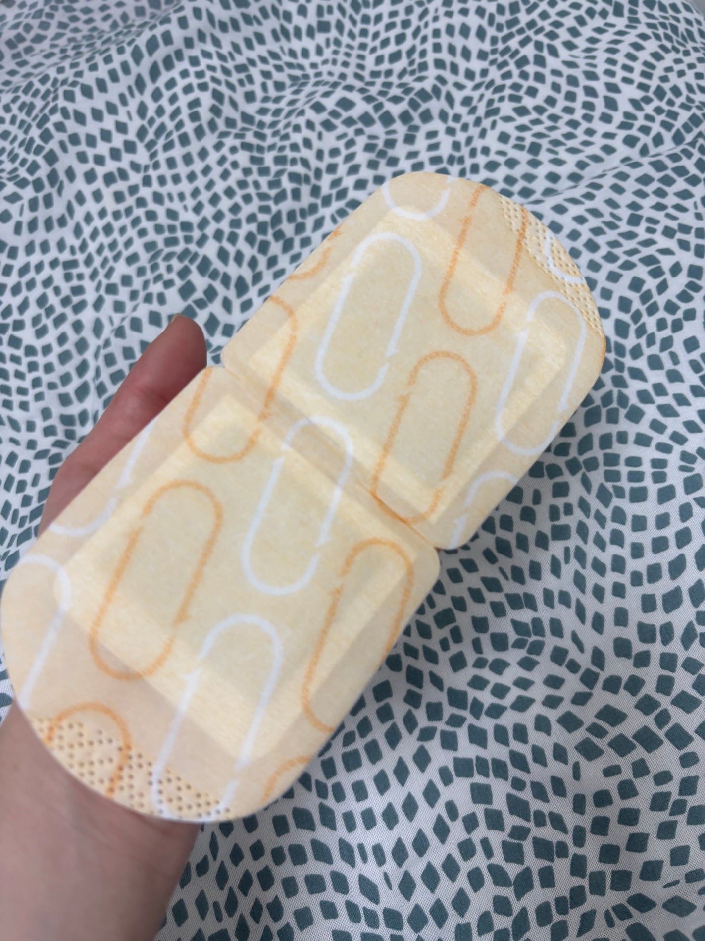 めぐりズム 蒸気でホットアイマスク カモミールの香り/めぐりズム/ホットアイマスクを使ったクチコミ(2枚目)