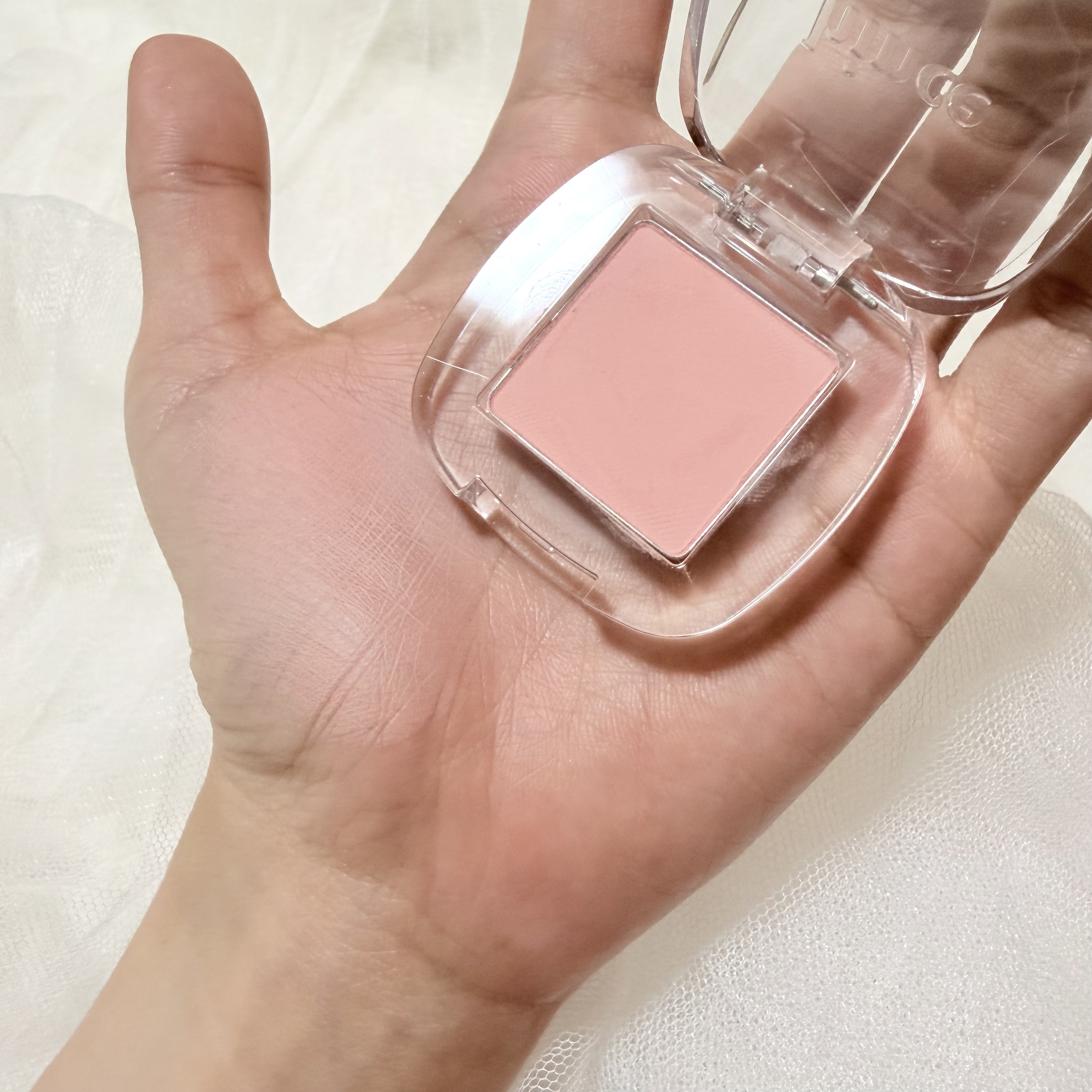 シングルアイシャドウ/hince/単色アイシャドウを使ったクチコミ（3枚目）