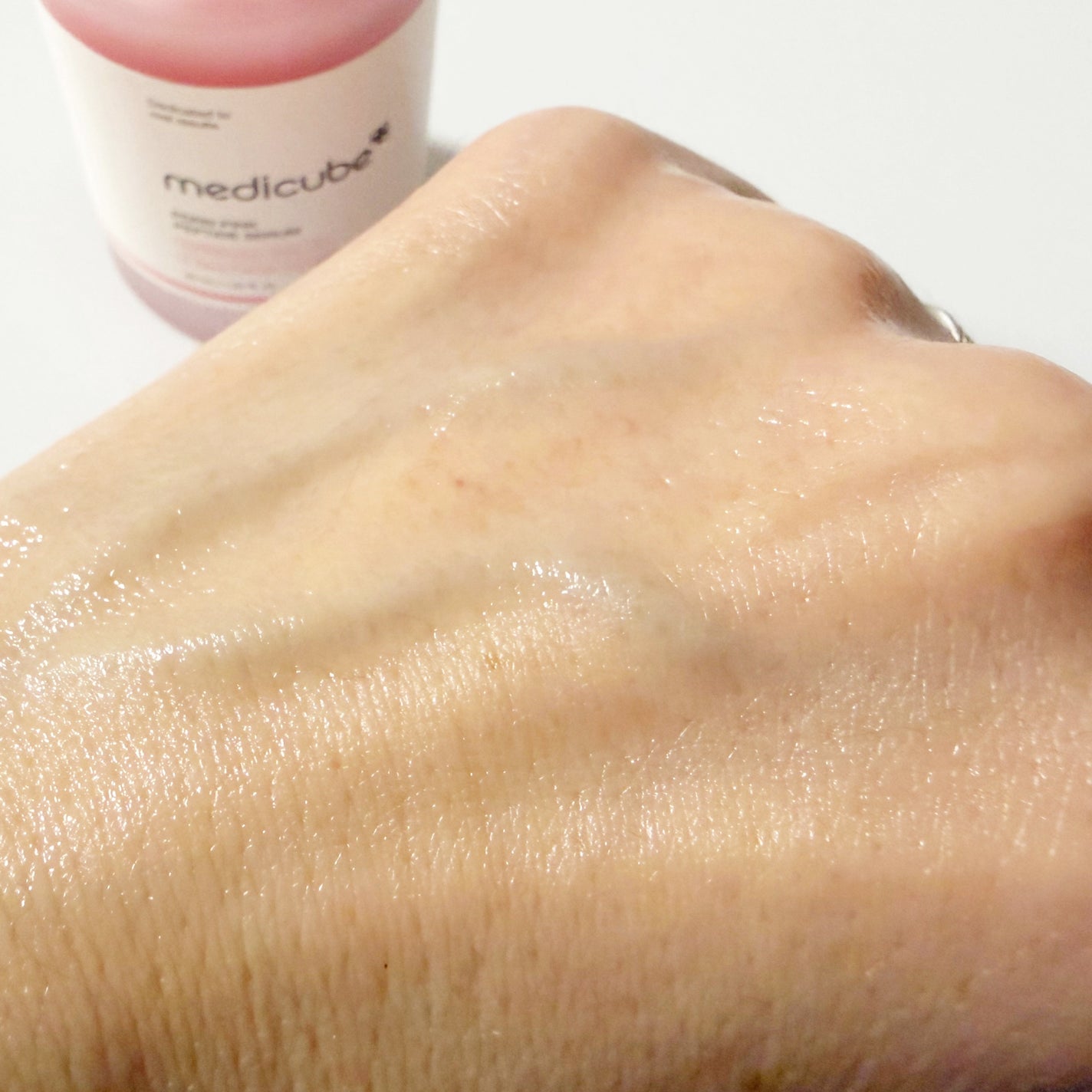 PDRNピンクアンプル PDRN 10,000ppm配合/MEDICUBE/美容液を使ったクチコミ(9枚目)