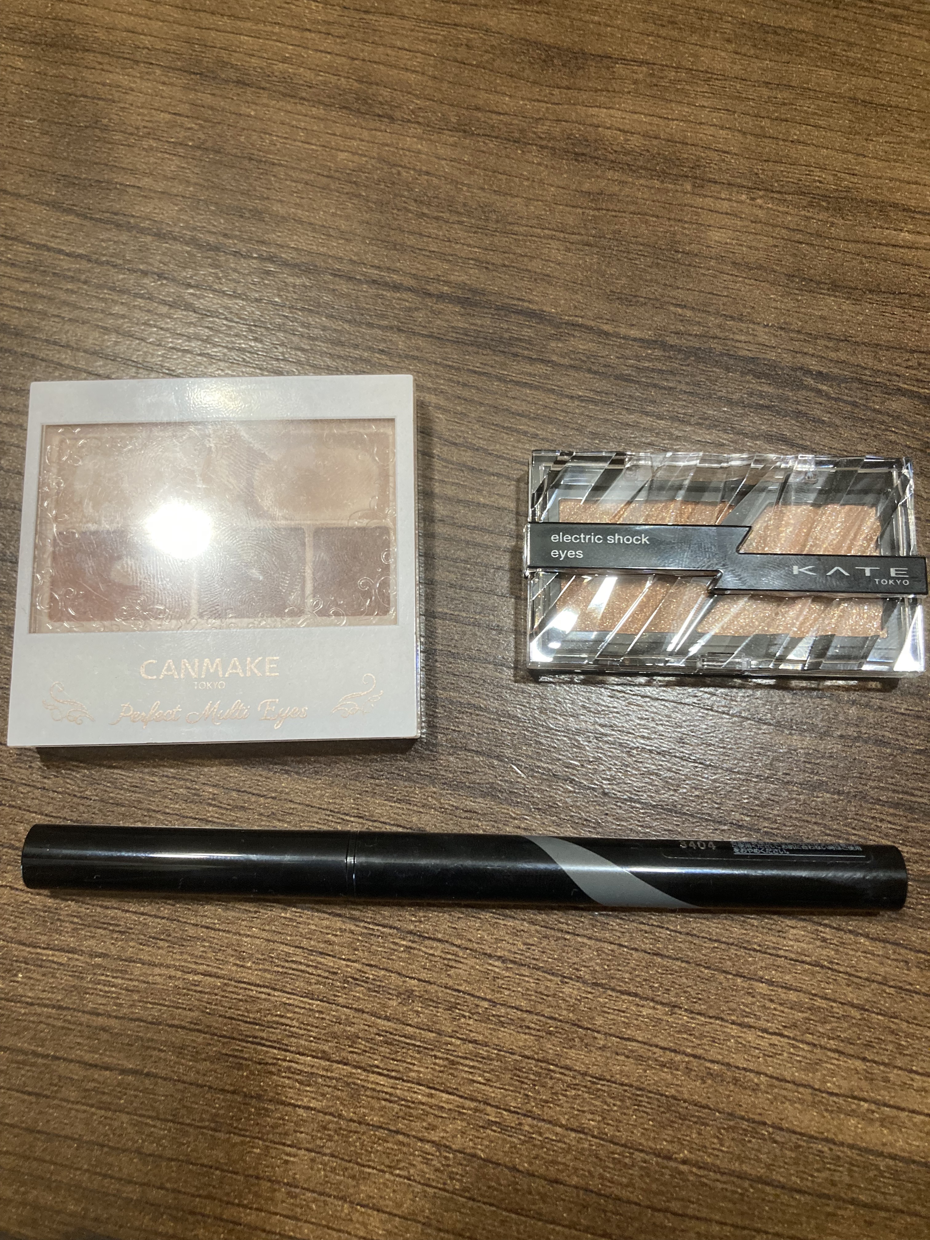 エレクトリックショックアイズ /KATE/アイシャドウパレットを使ったクチコミ（1枚目）