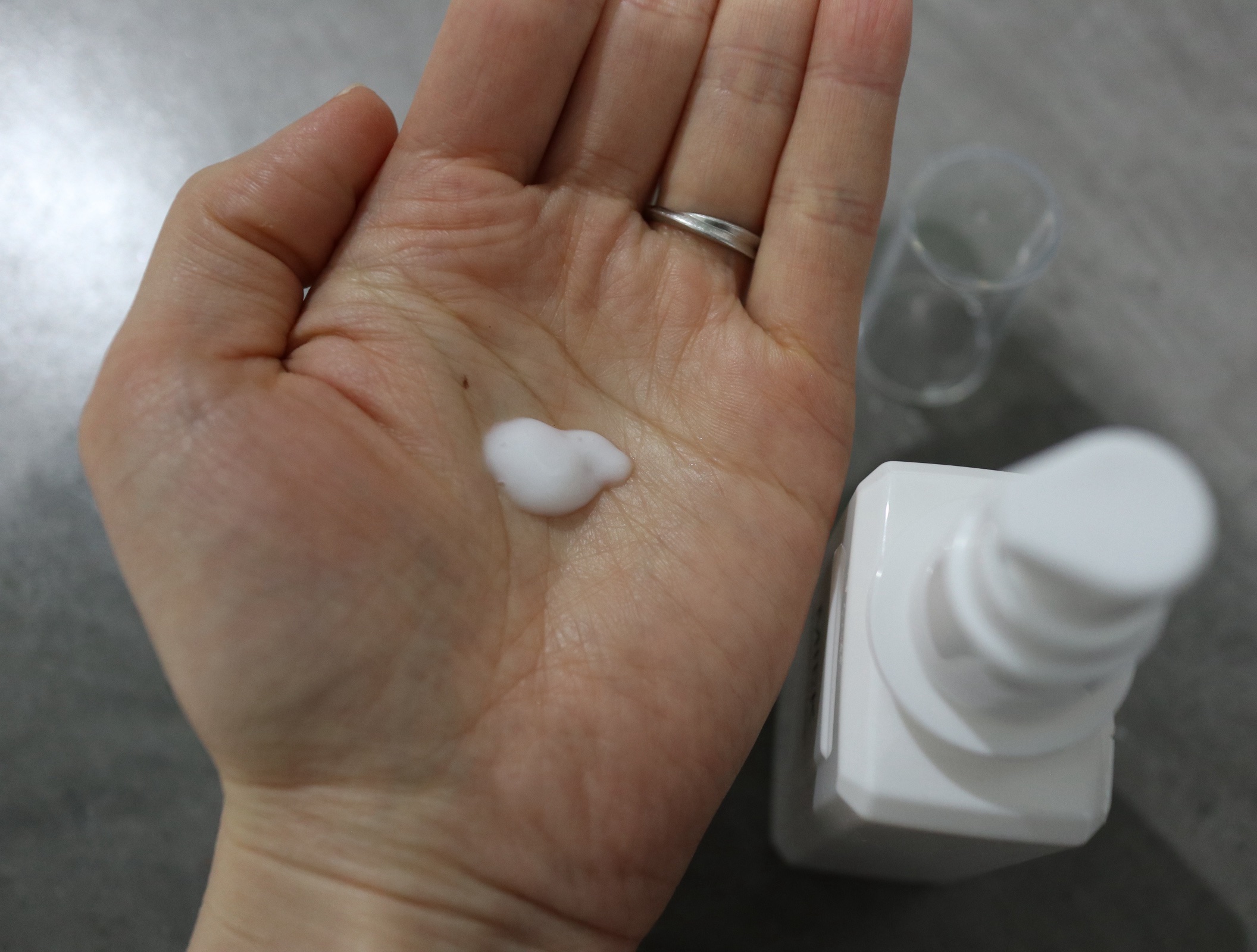 モイストヴェール ヘアミルク＜無香料＞/MILK./ヘアミルクを使ったクチコミ（2枚目）